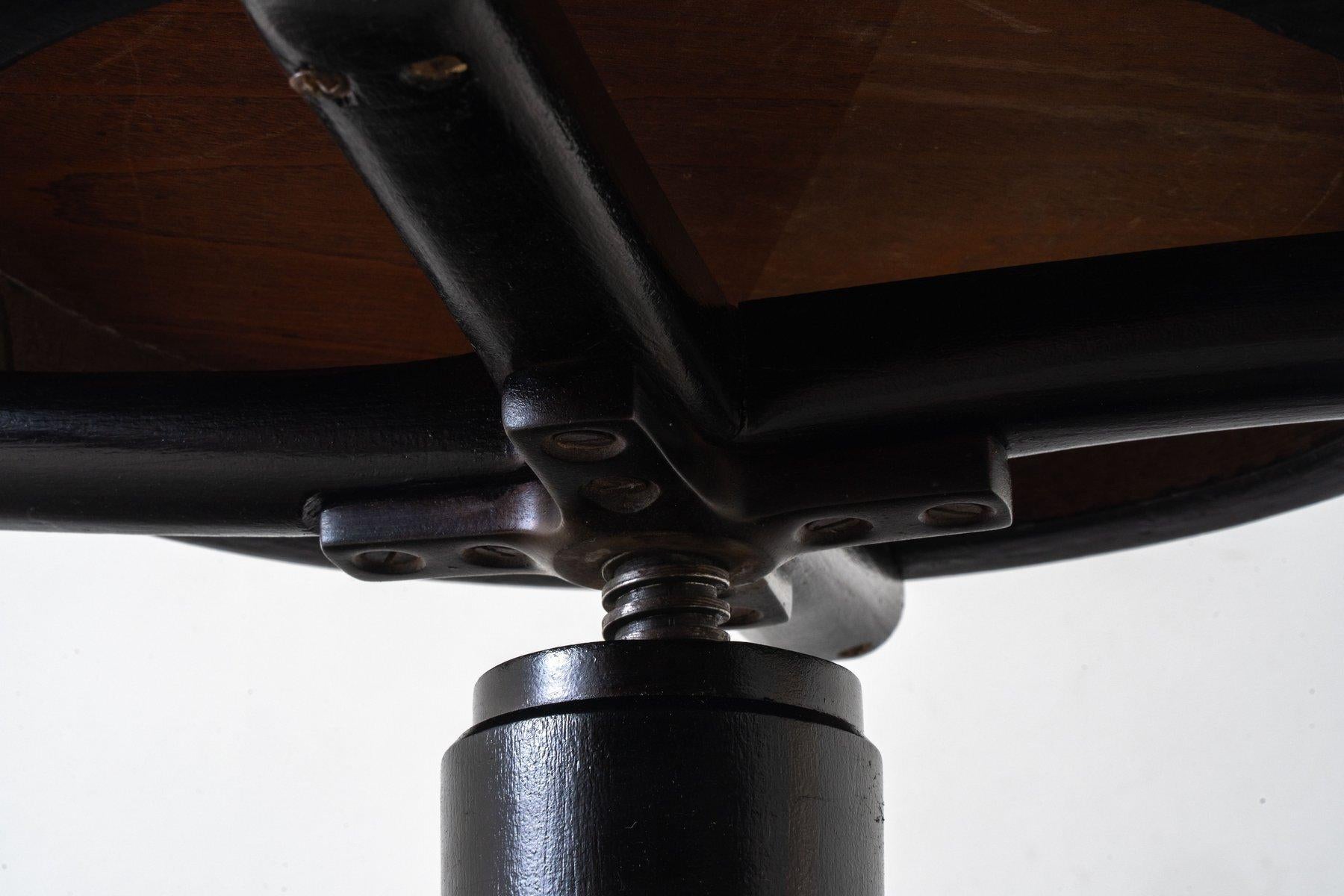Art nouveau J.&J. Kohn - Tabouret - Beeche en vente