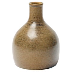 Vase en céramique gris palloure signé et daté de 1966, pièce unique faite à la main