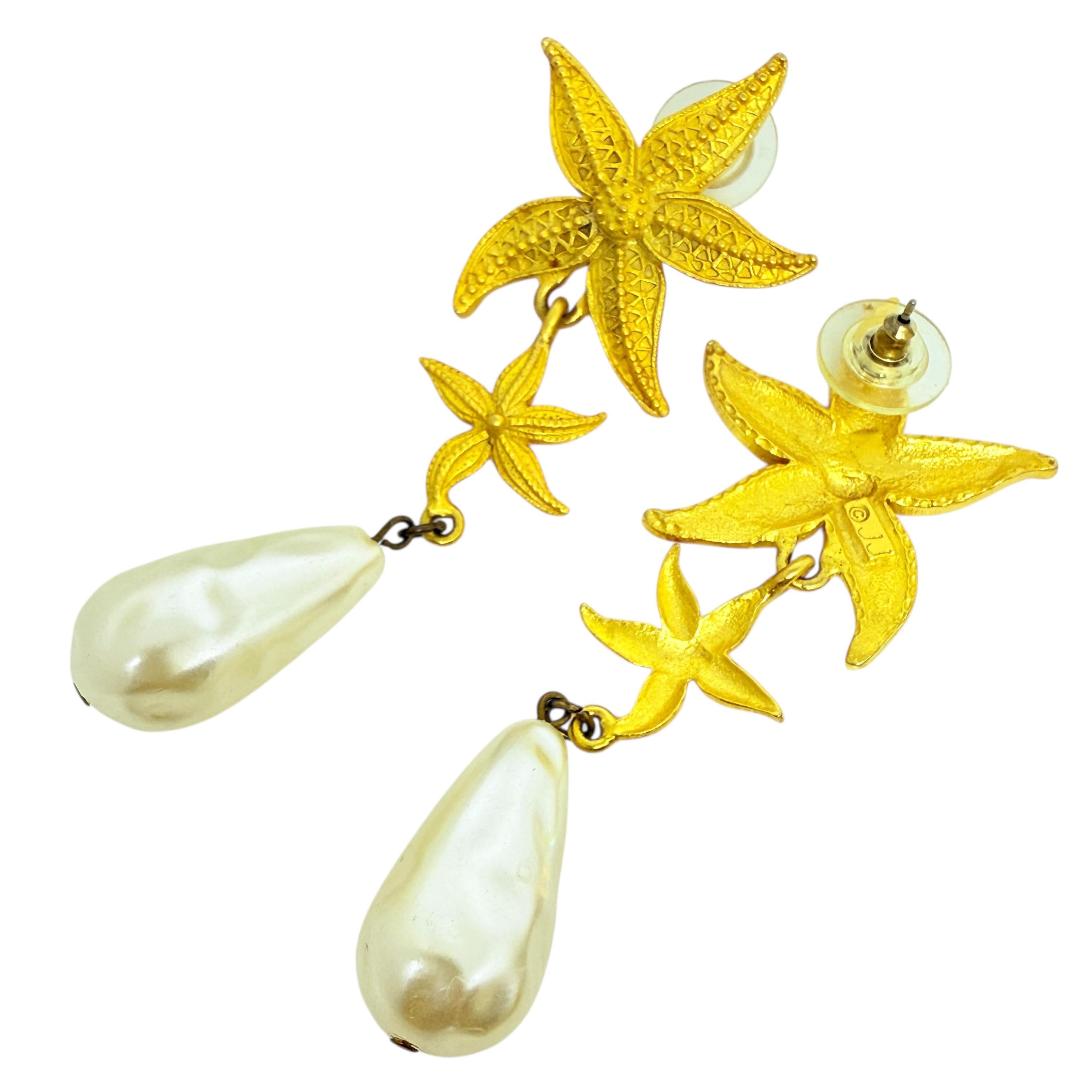 JJ signiert Vintage Gold Ton Seestern Designer baumeln Perlenohrringe im Zustand „Gut“ im Angebot in Palos Hills, IL