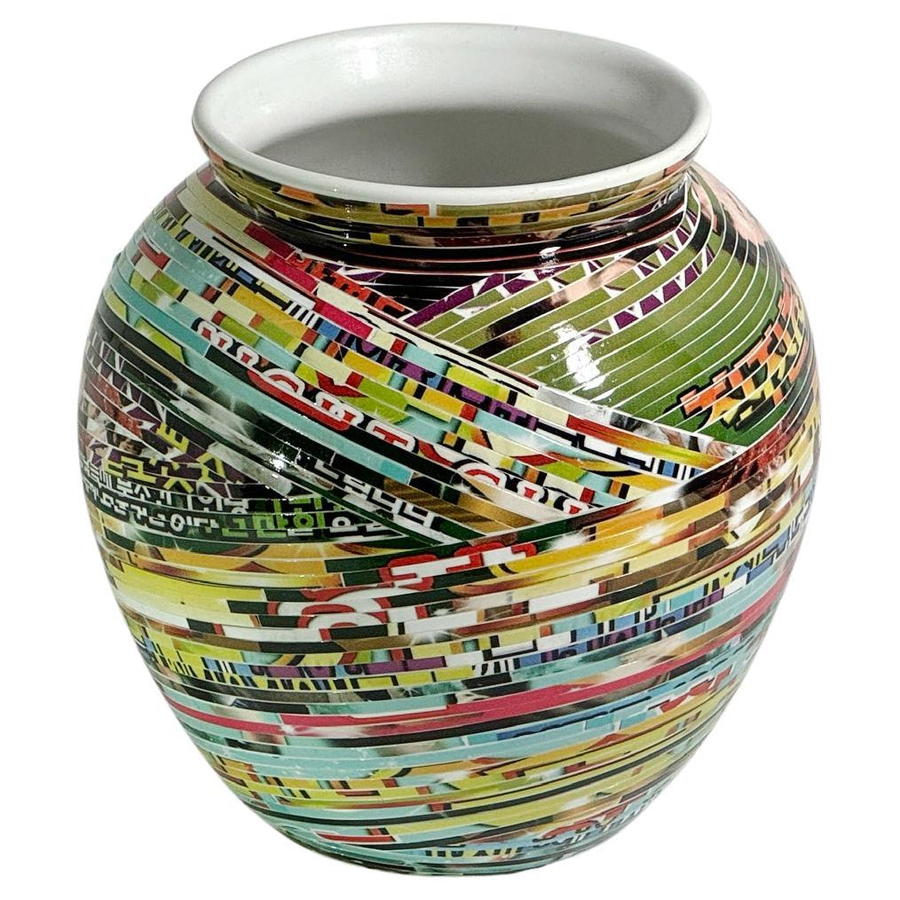 Jjirasi-Vase #03. Aus der Serie Jjirasi im Angebot