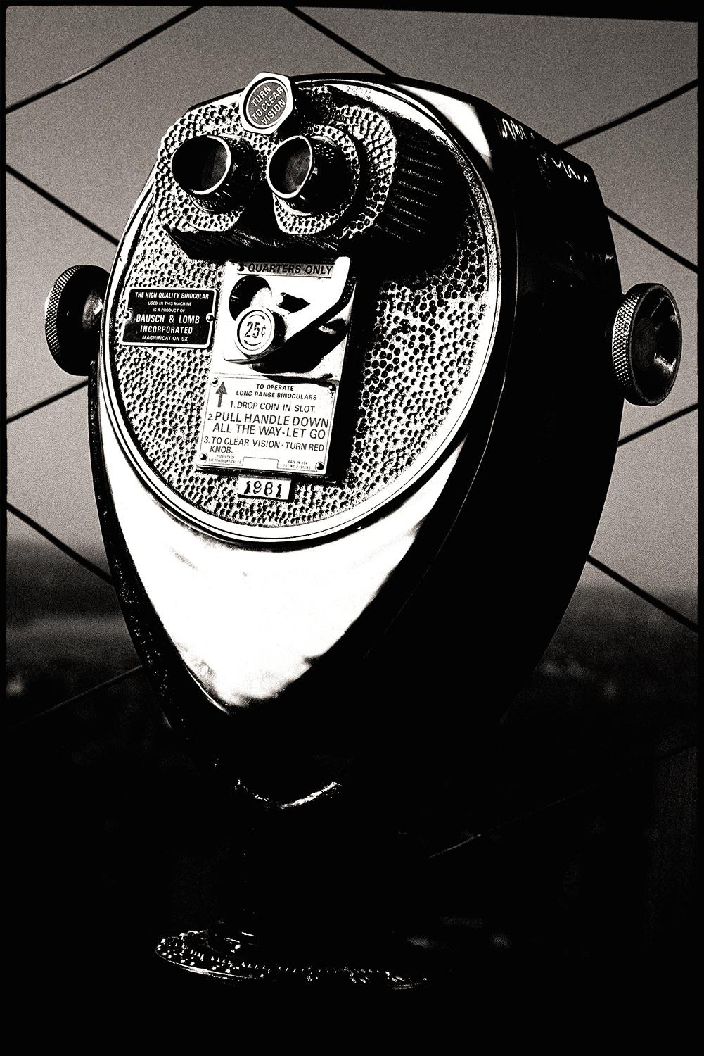 JJK Black and White Photograph - New York Eyes, Photography, Limited Edition, Cityscape, black and white