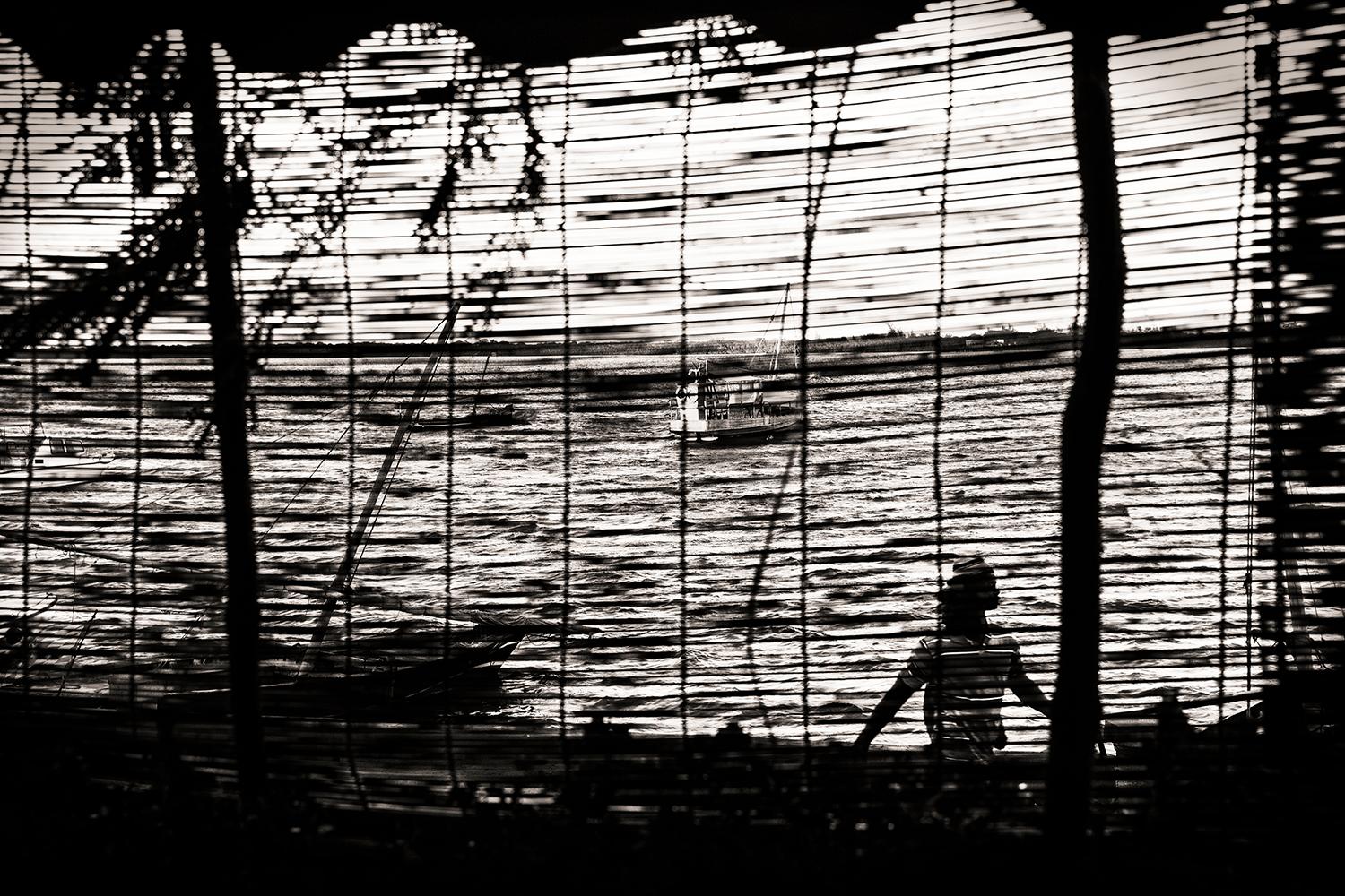 JJK Abstract Photograph - Shades , Photography, Limited Edition, Africa, bw, silhouette