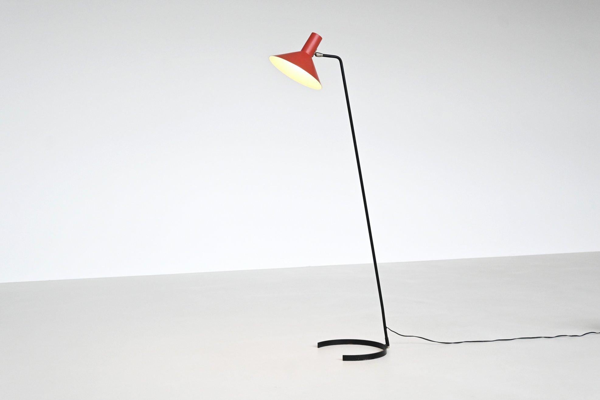 Industriel Lampadaire J.J.M. Hoogervorst modèle 8025 Anvia Pays-Bas 1957 en vente
