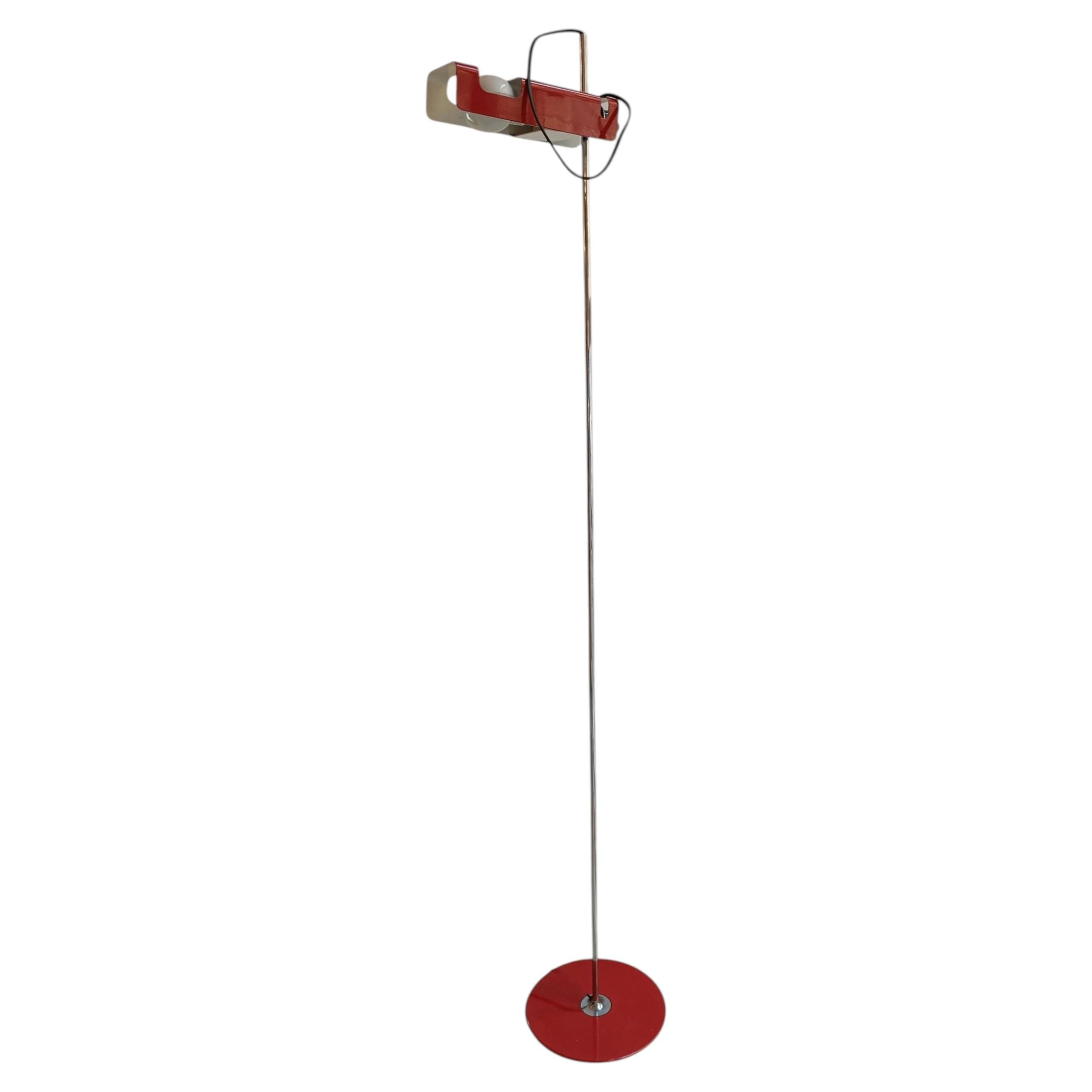 JJoe Colombo per Oluce Lampada da Terra "Spider" Rossa, Italia 1960s For Sale