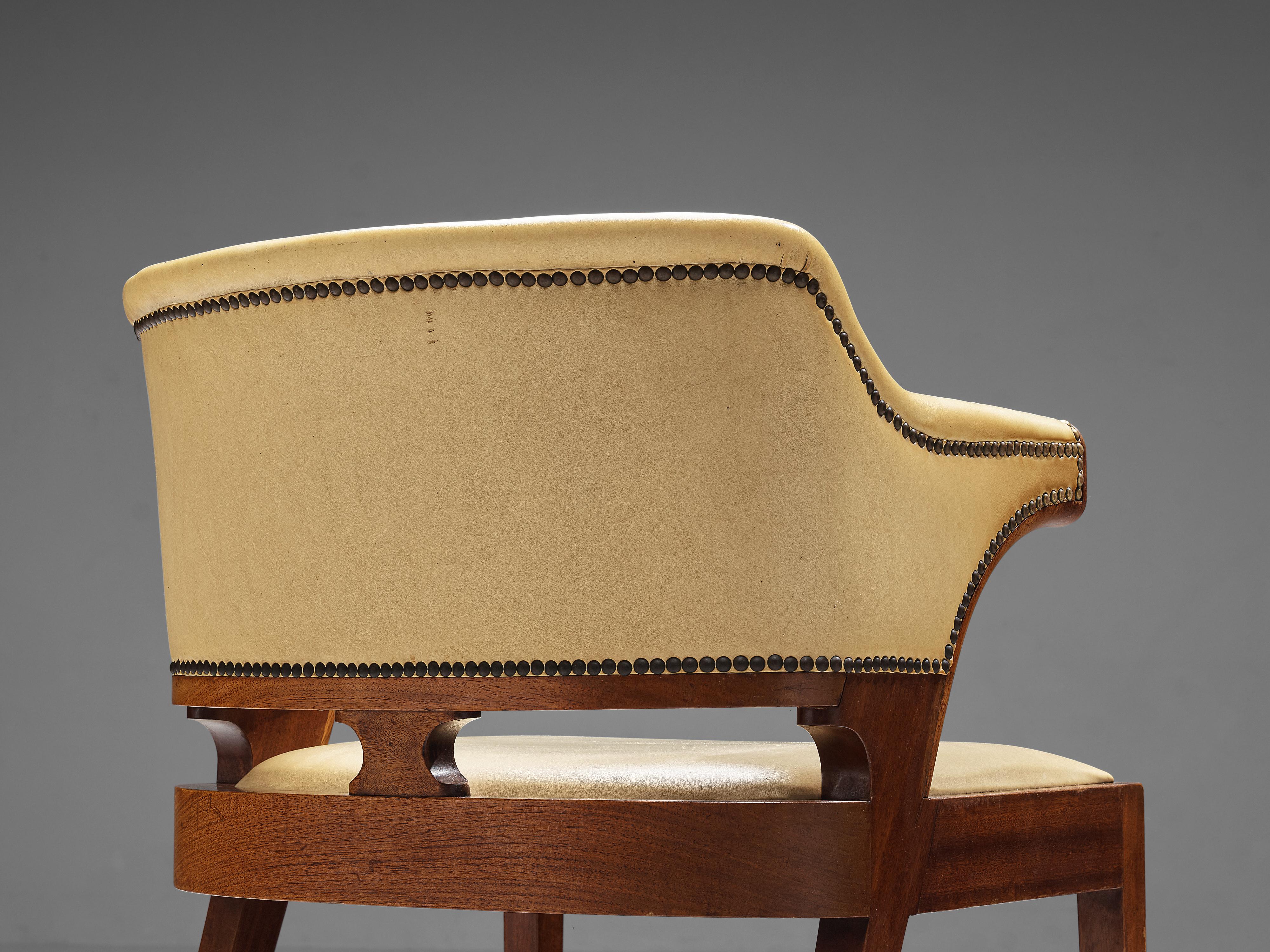 J.J.P. Oud for C.H. Eckhart Armchair in Leather and Mahogany In Good Condition For Sale In Waalwijk, NL