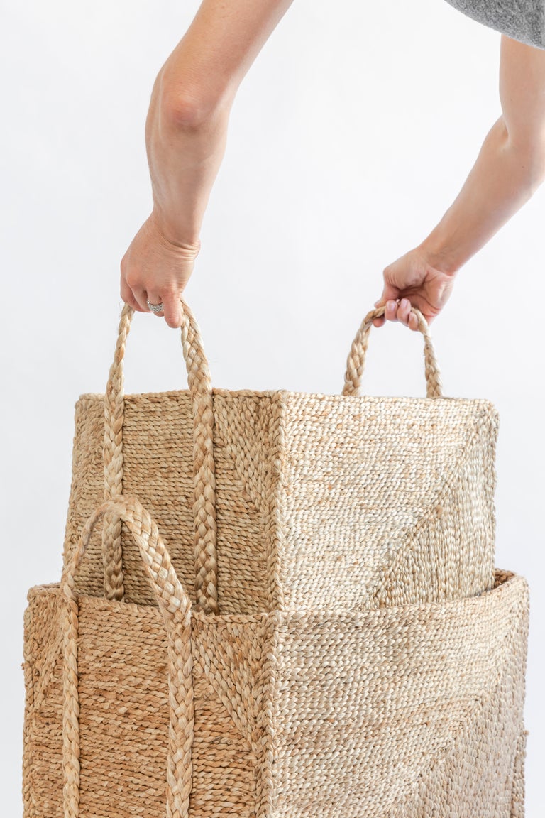 J'Jute Handmade Jute Basket Large, Natural For Sale at 1stDibs