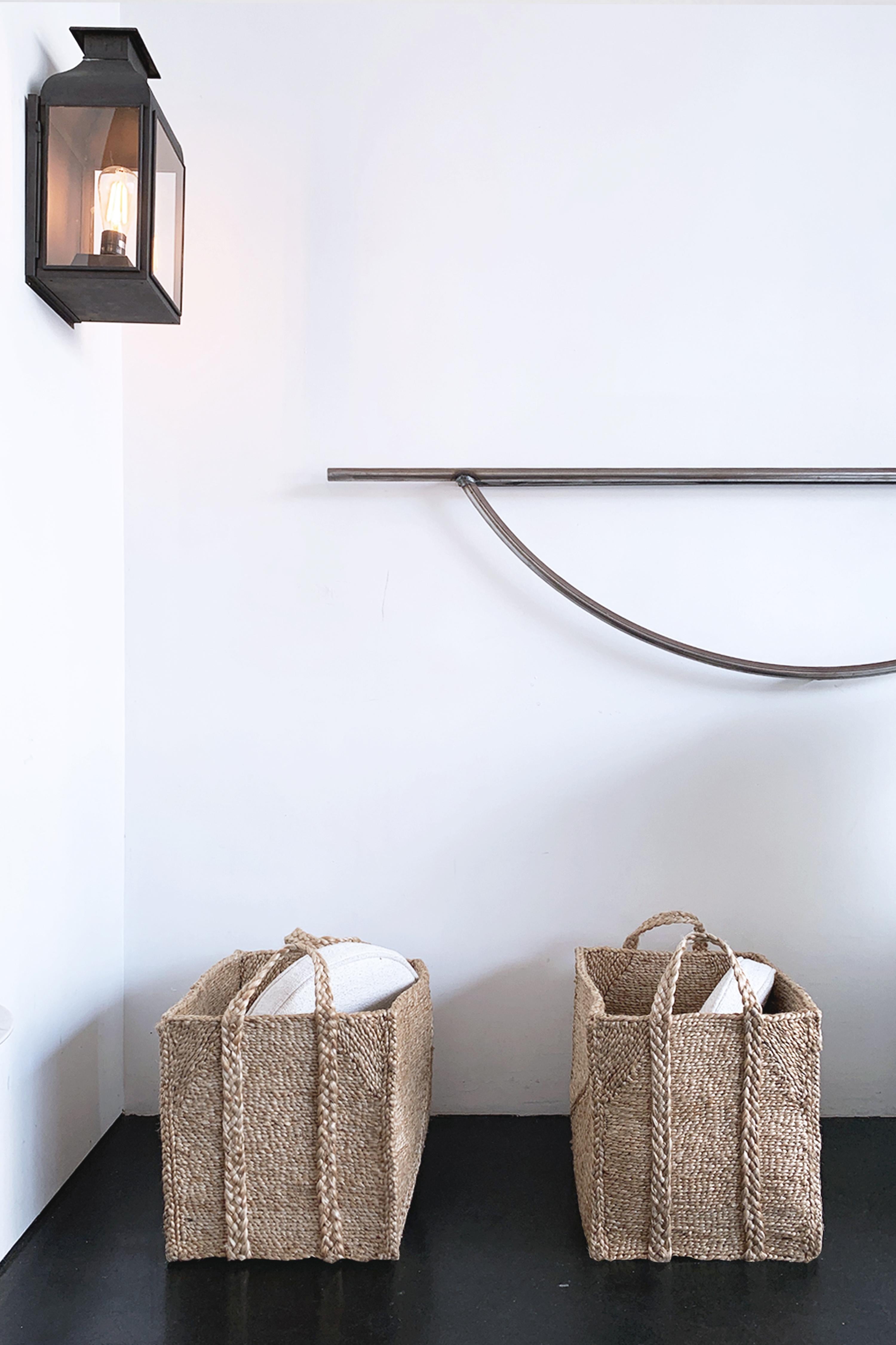 J'Jute Handmade Jute Basket Medium, Natural For Sale 3