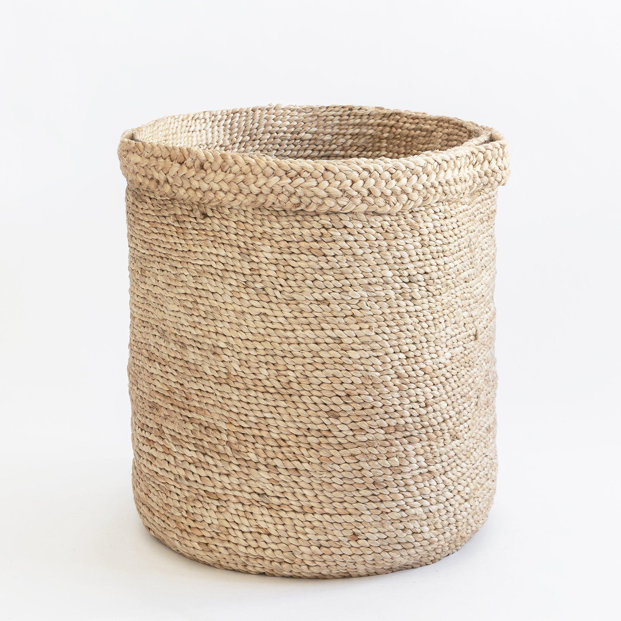 J'Jute is an Australian Luxury home brand that offers uncompromising quality handmade objects for the home. Each J'Jute style is designed by Taylor and Nicholas Barber in Bondi Beach, Australia and 100% Handwoven. J