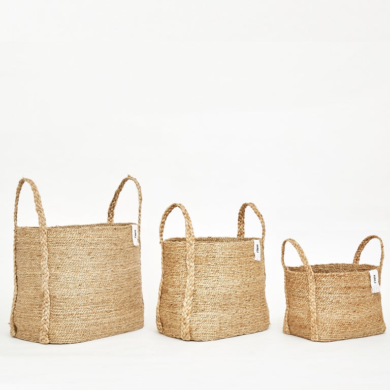 J'Jute Handmade Jute Basket Medium, Natural For Sale at 1stDibs