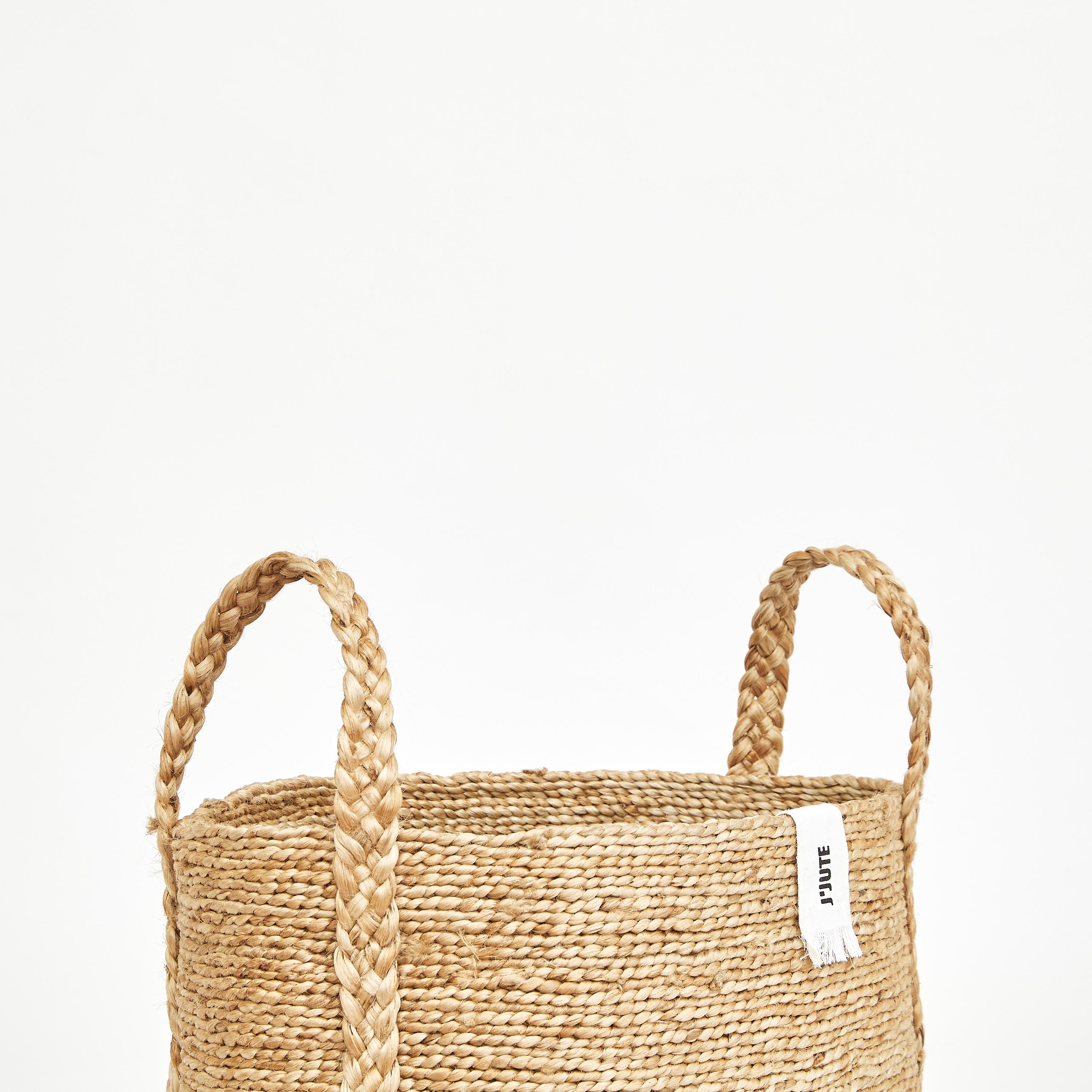 J'Jute Handmade Jute Basket Medium, Natural For Sale 3