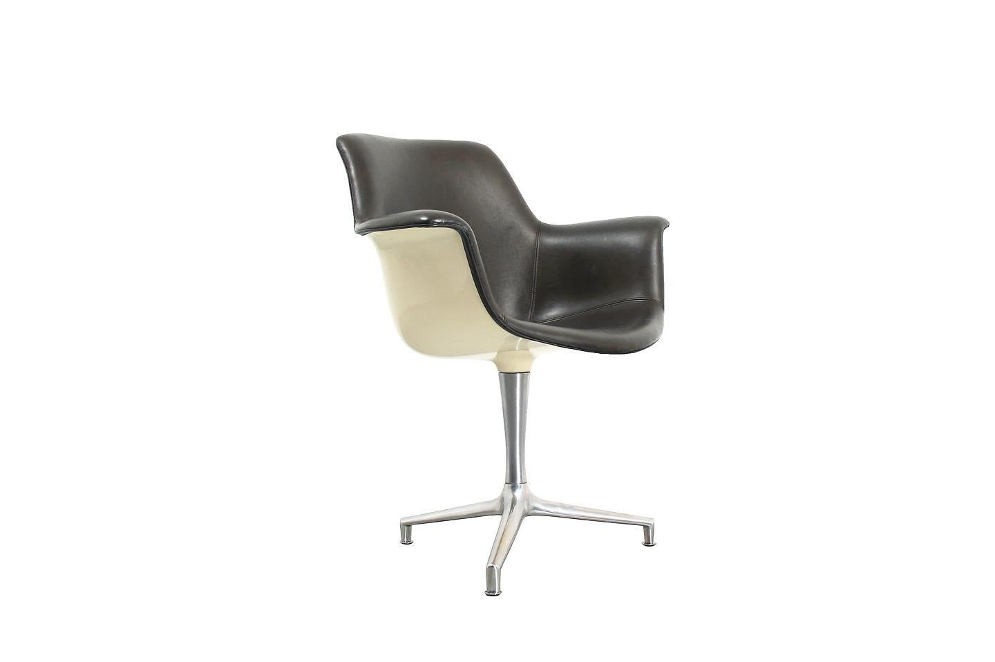 Mid-Century Modern JK810 Kill International desk chair Designed by Jorgen Kastholm For Sale