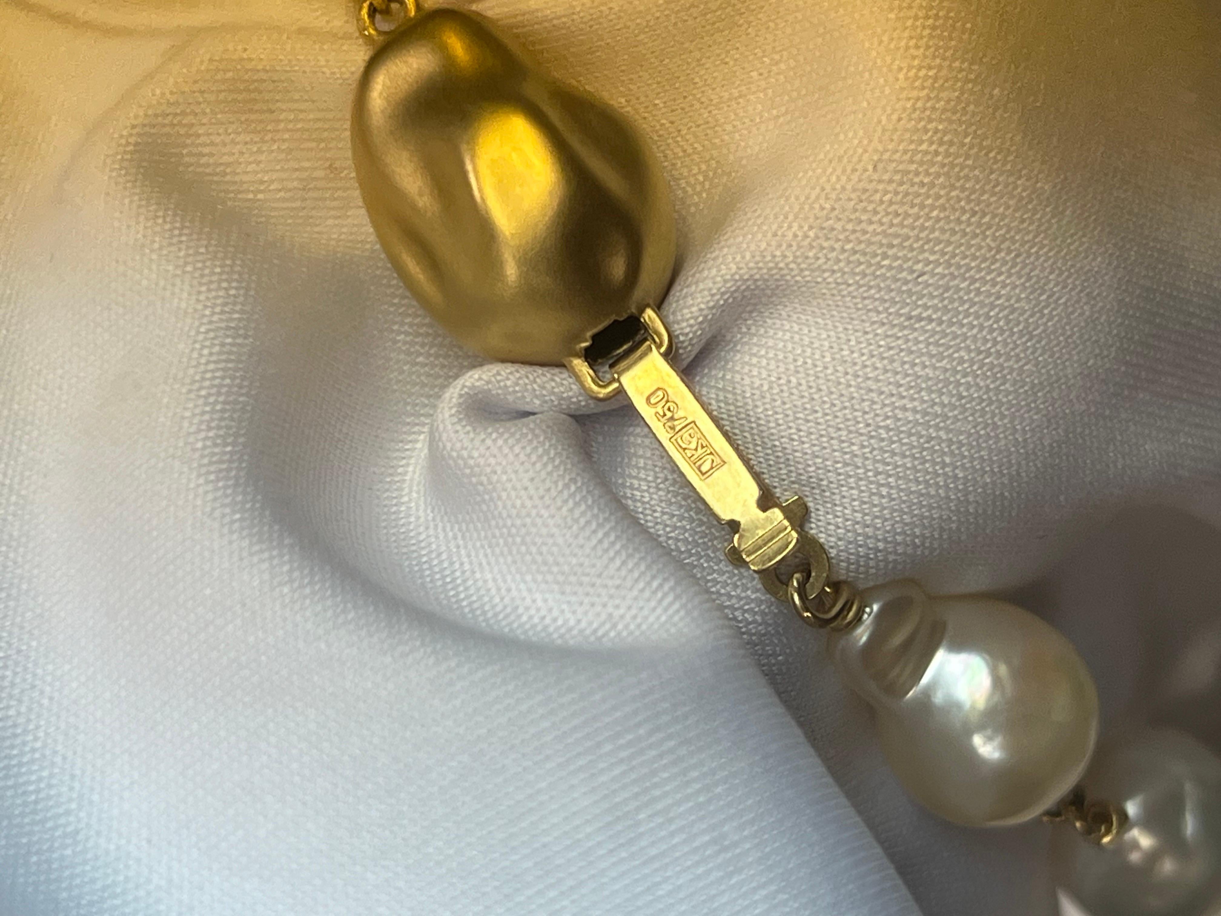 JKa Australian South Sea Multi-Color 9-14mm Baroque Pearl 27 Inch Gold Necklace For Sale 1