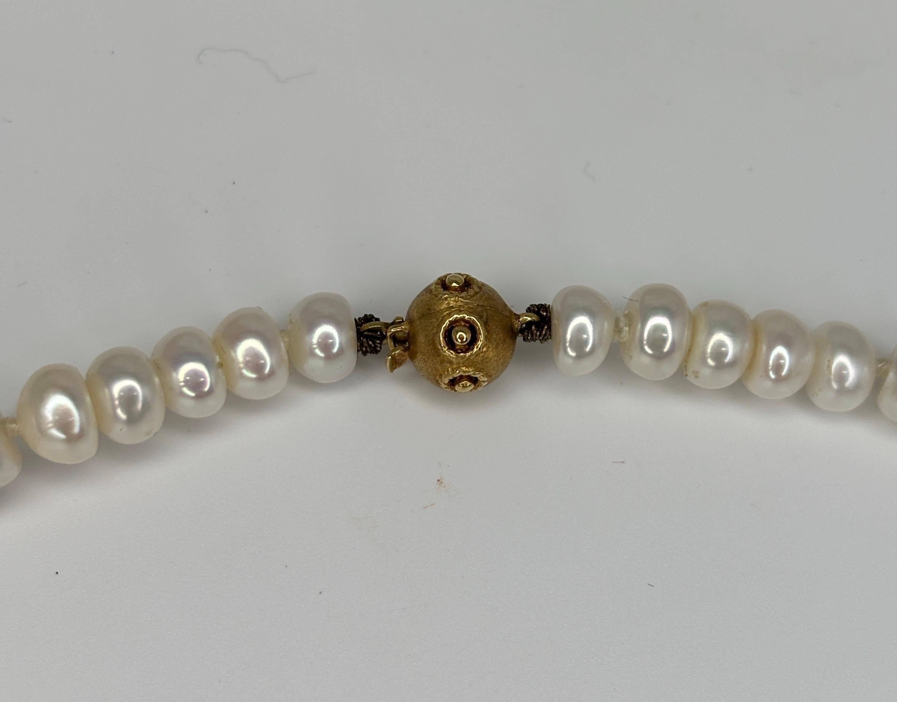 JKa Kohle & Co Gelbgold geschnitzte natürliche Jadeit-Diamant-Perlen-Tropfen-Halskette im Angebot 4