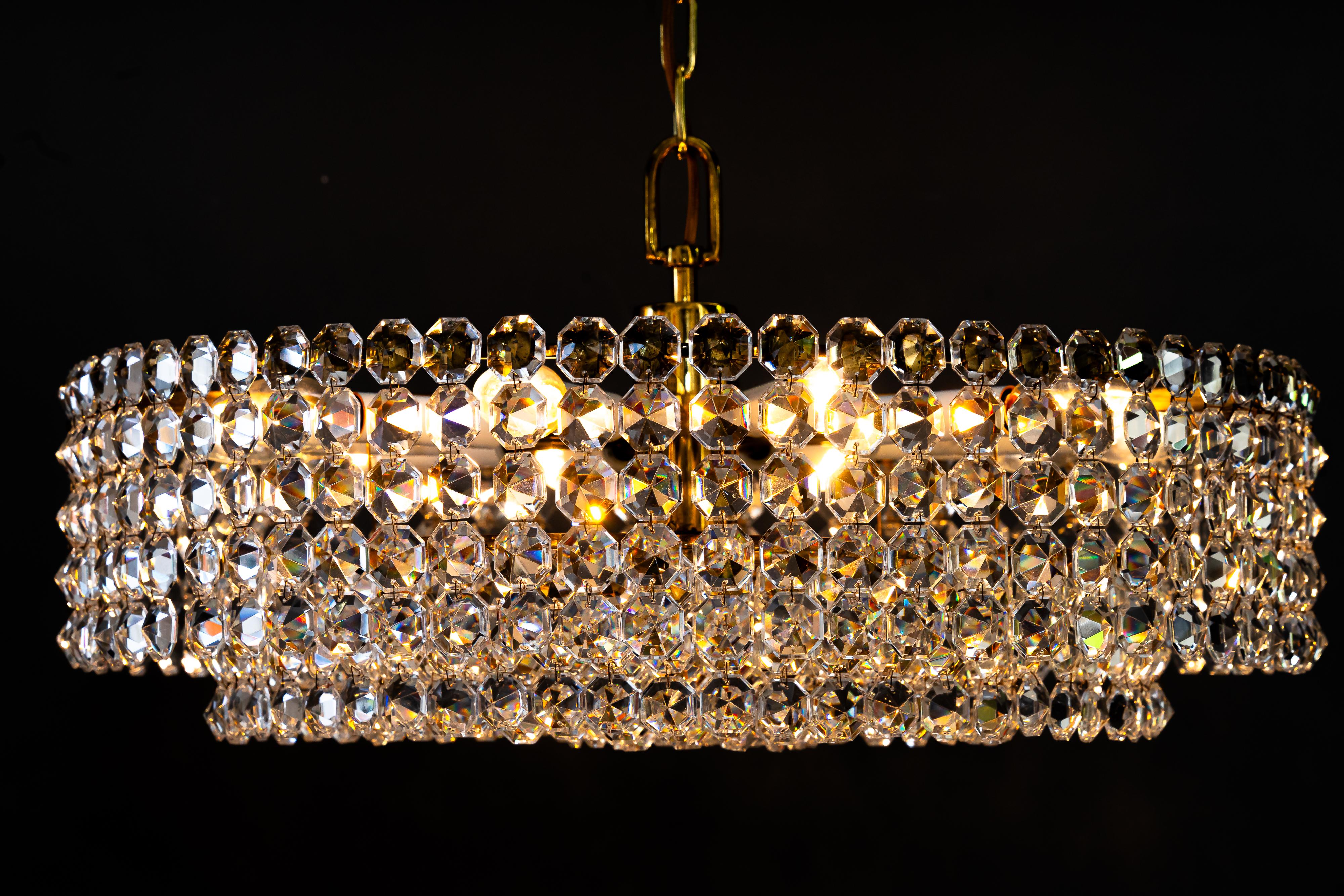 J.L. Lobmeyr crystal chandelier vienna around 1950s ( signed ) For Sale 3