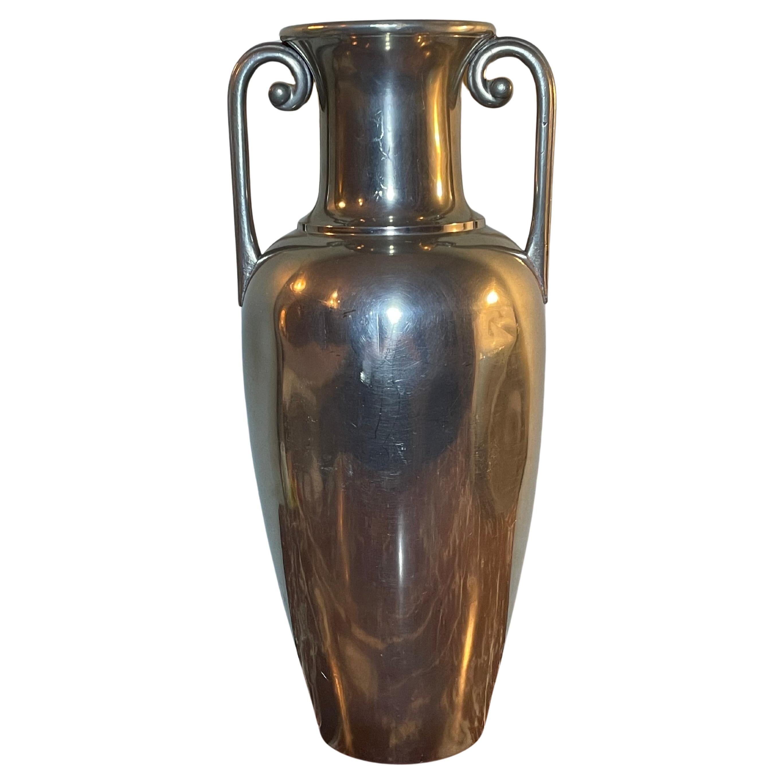 Amphora-Vase aus poliertem Zinn von J.L.H. für Svenskt Tenn, Schweden, 1930er Jahre