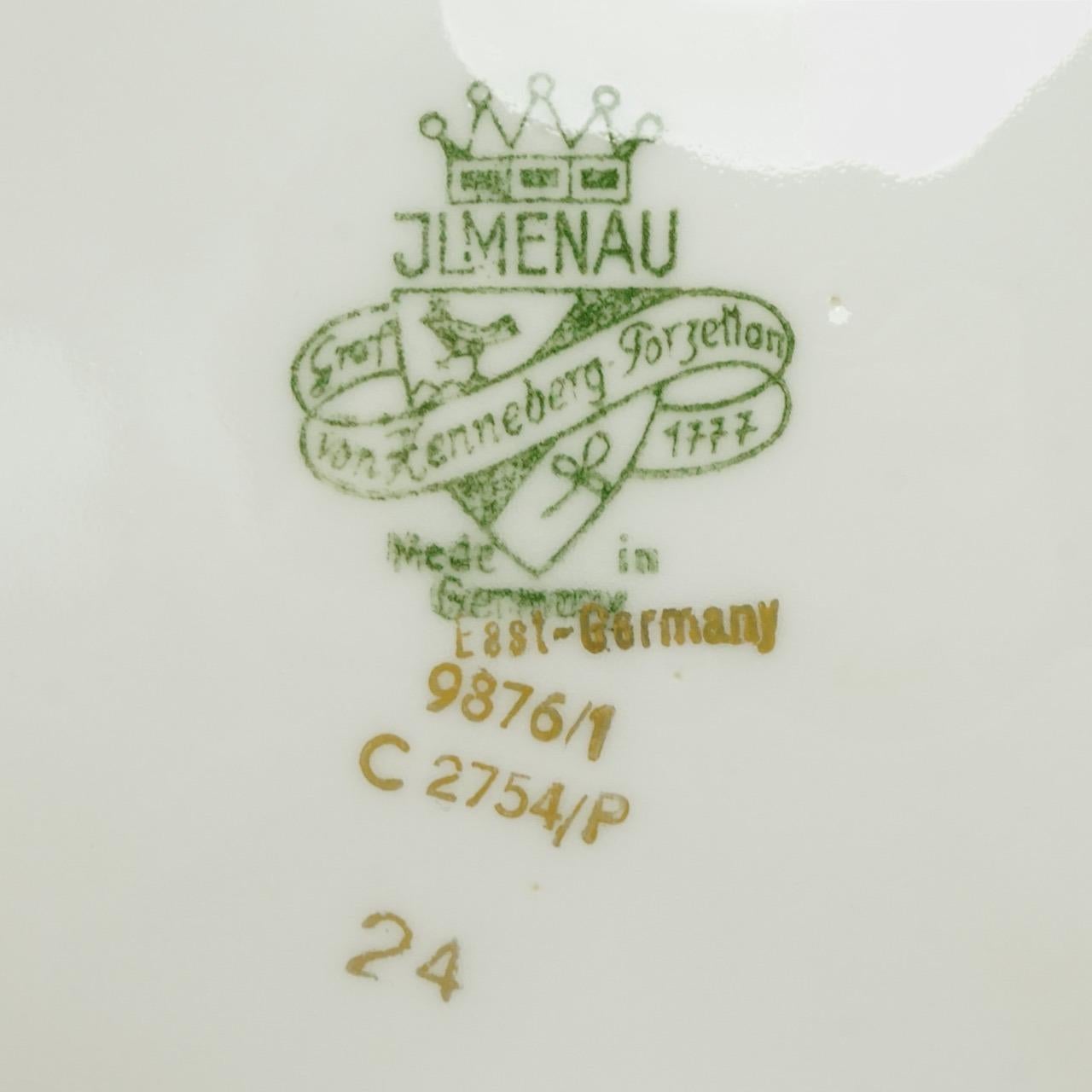 Porcelaine Boîte à bijoux JLMENAU par Graf von Henneberg Porzellan or à fleurs Allemagne de l'Est en vente