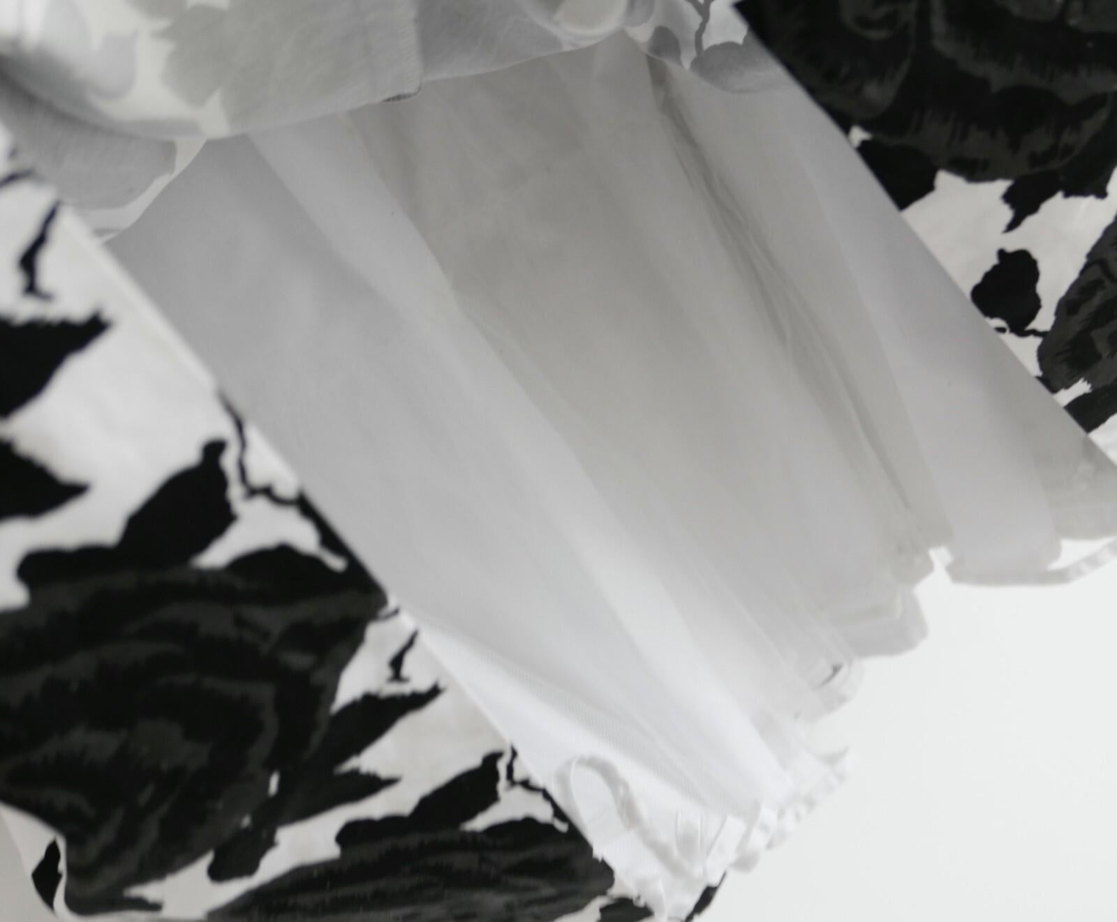 Robe en coton imprimé rose noir et blanc, style années 50, de M&M Davidson Excellent état - En vente à London, GB