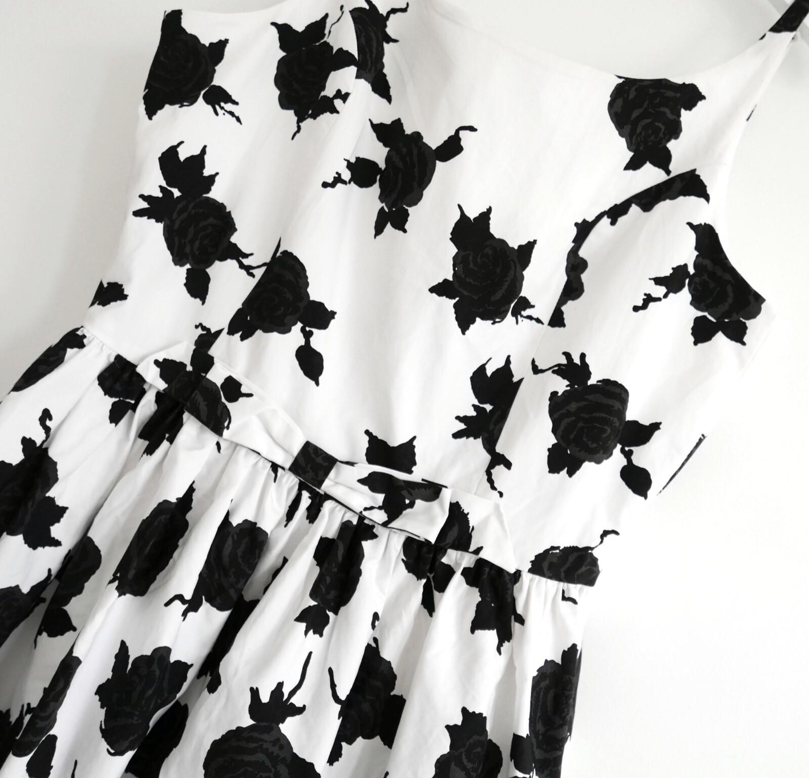 Robe en coton imprimé rose noir et blanc, style années 50, de M&M Davidson Pour femmes en vente