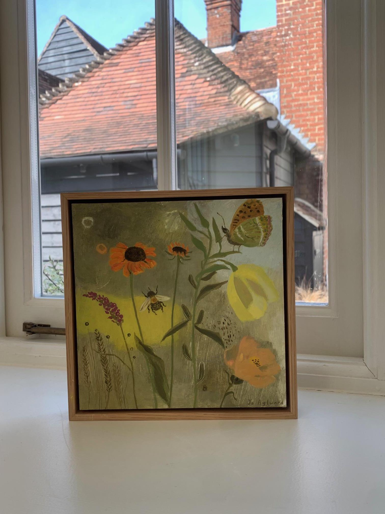 Julio en el jardín, 2024 - Pintura al óleo de flores de colores con abeja y mariposa en venta 1