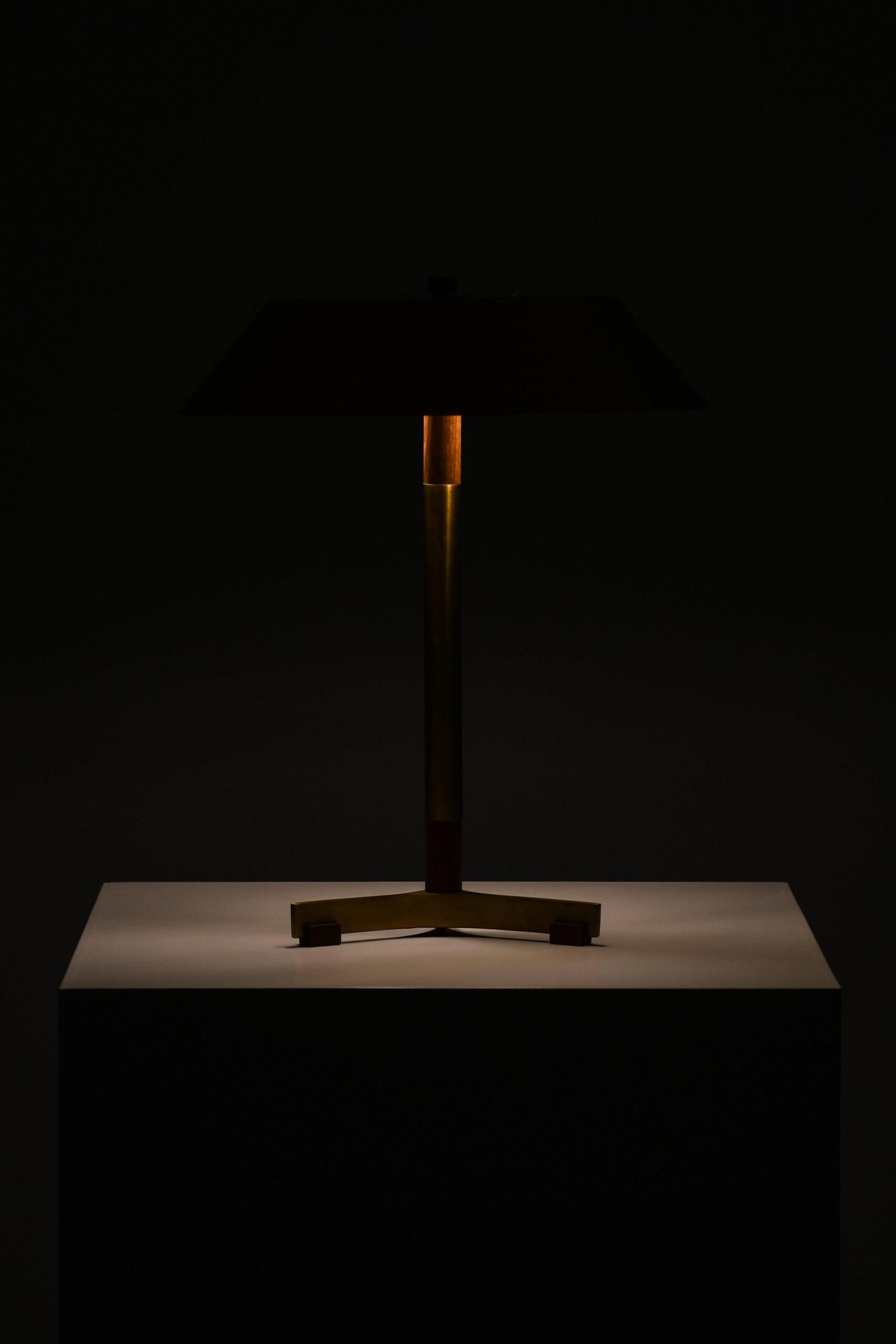 Mid-20th Century Jo Hammerborg Table Lamp Model President Produced by Fog & Mørup For Sale