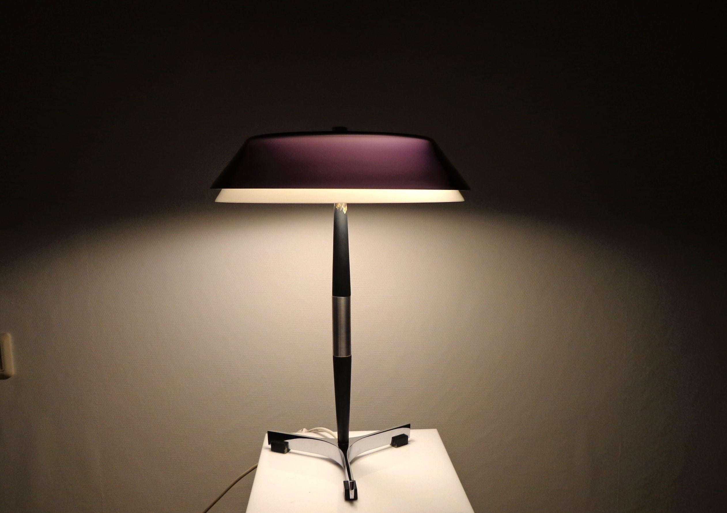Jo Hammerborg Table Lamp Model Senior Produced by Fog & Mørup in Denmark For Sale 1