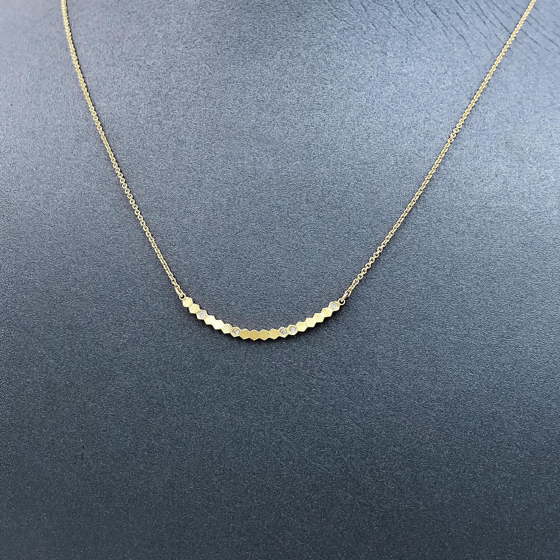 Artist Jo Hayes Ward White Diamond Reflective Yellow Gold Curved Bar Necklace