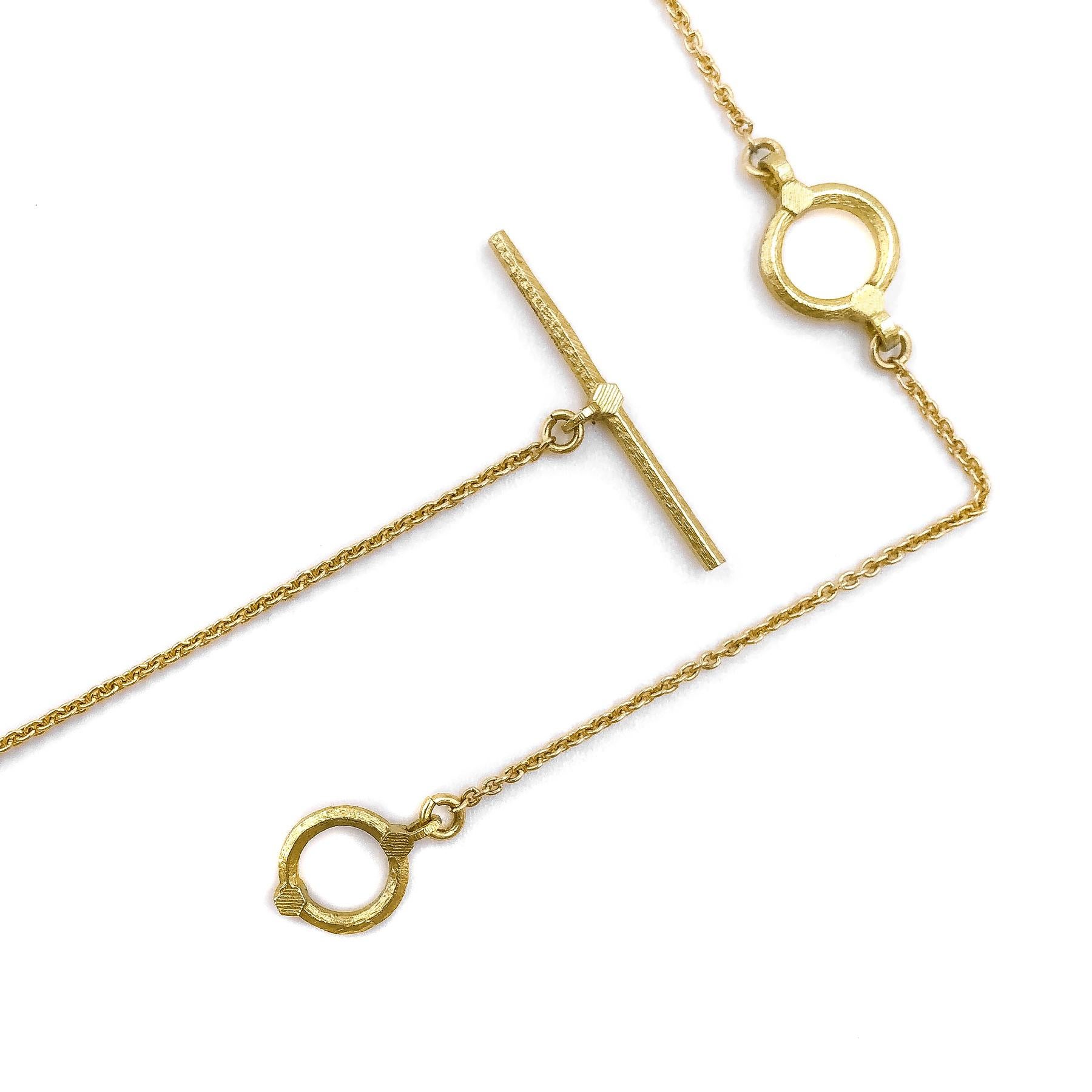 Jo Hayes Ward White Diamond Reflective Yellow Gold Curved Bar Necklace In New Condition In Dallas, TX