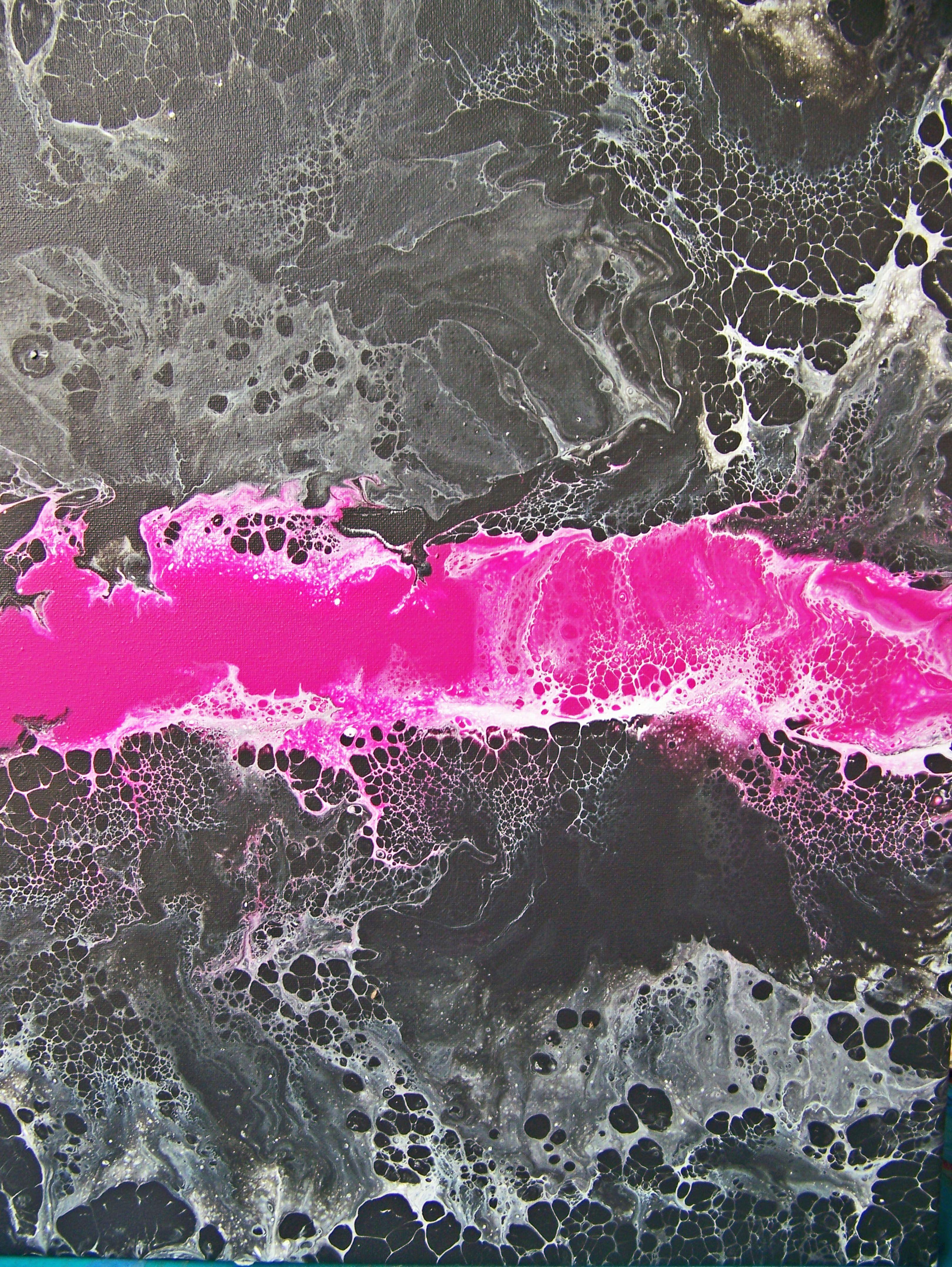 Aquí viene la noche III-Tríptico magenta, Pintura, Óleo sobre lienzo - Abstract Painting Gris de Jo Moore