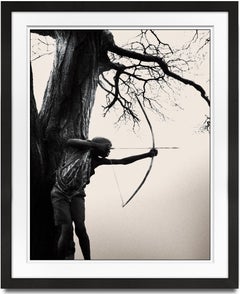 Hadza Flèche, personnes, Afrique, photographies en noir et blanc, garçon, arc et flèche