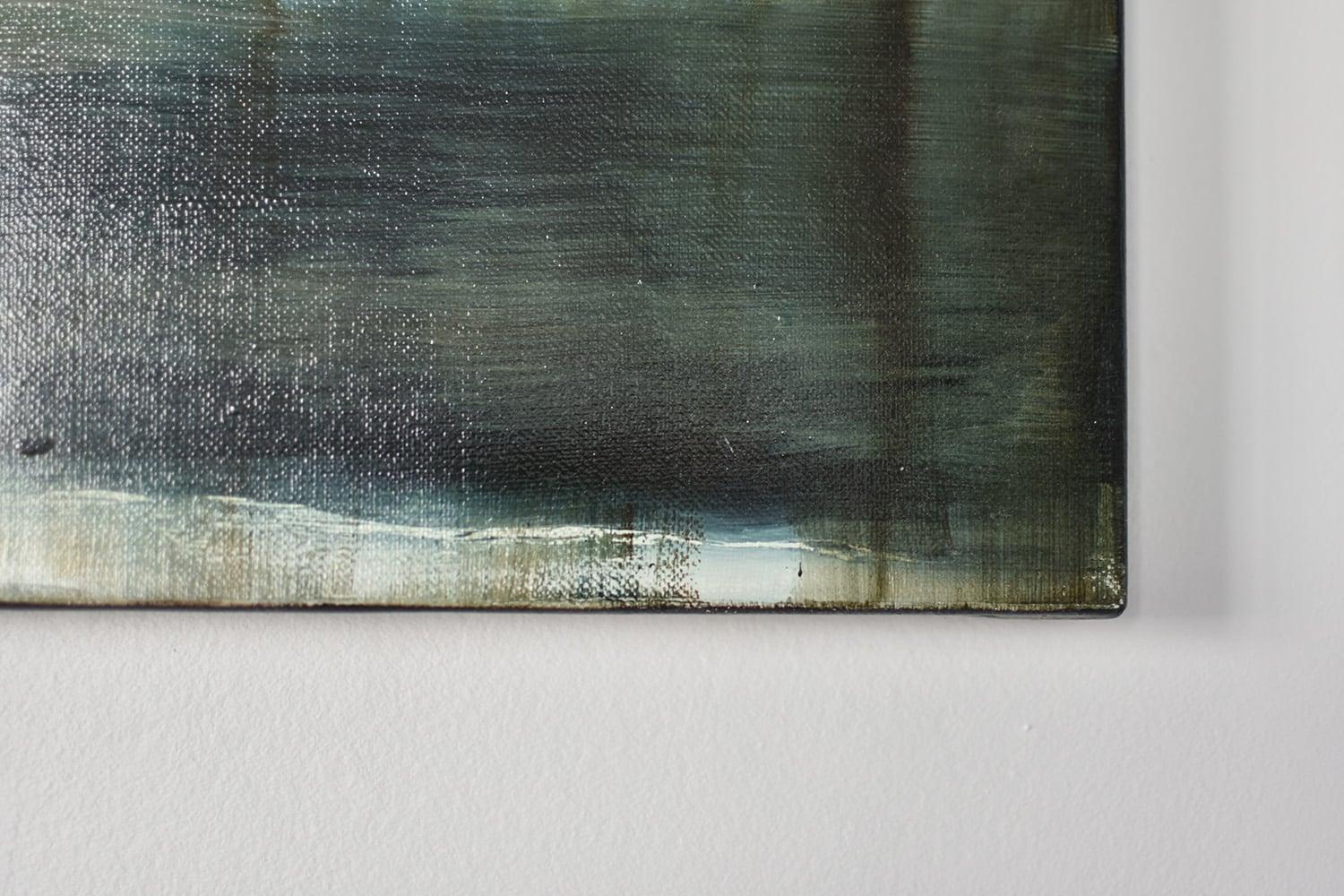 Hier Below IV von Joachim van der Vlugt - Halbabstrakte Malerei, grün, dunkel im Angebot 4