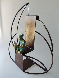 "Rose & Prose" zeitgenössischer Bronzetisch, Wandskulptur figurative Lesung