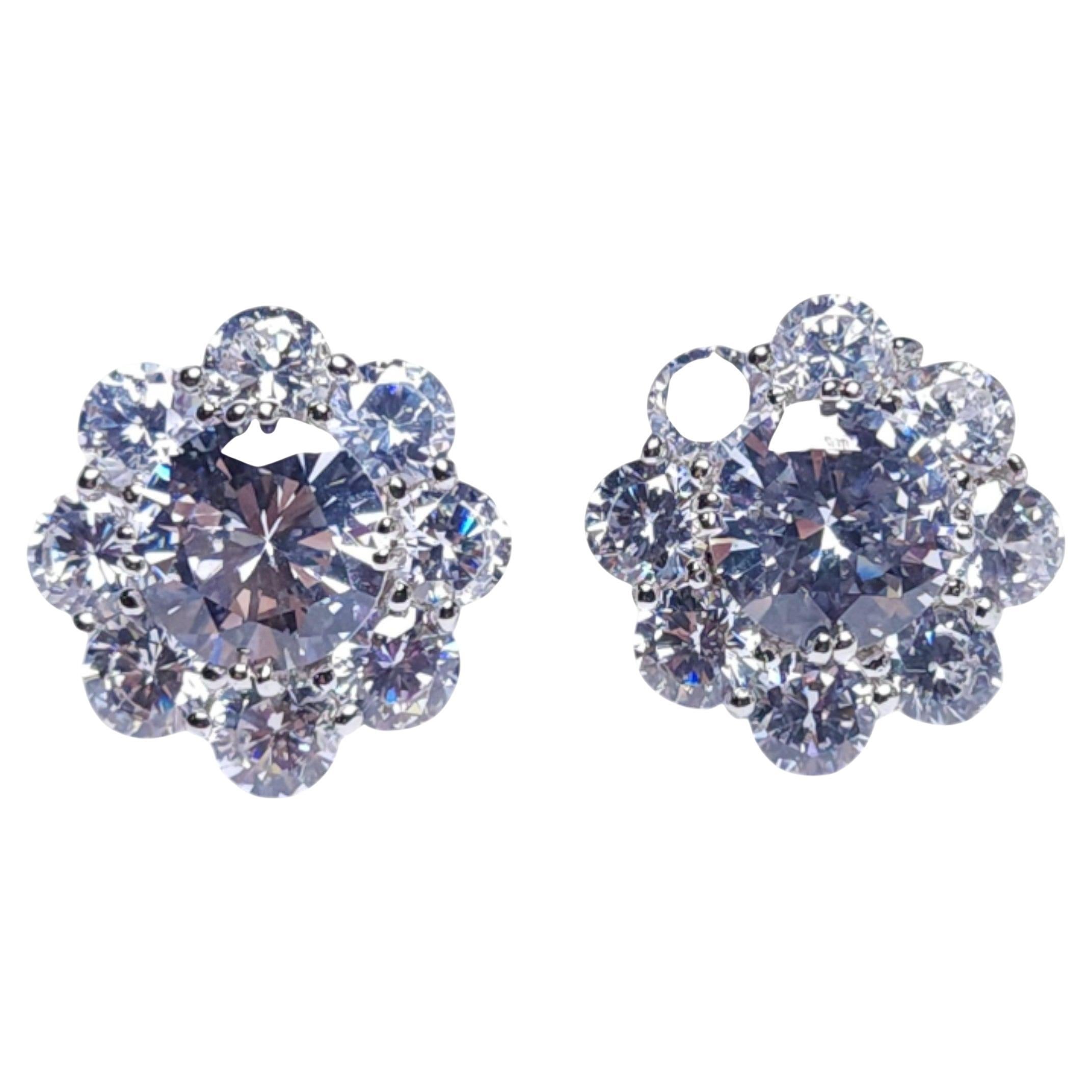 Joan Boyce Diamond Simulant White Gold-Plated Clip-On Cluster Stud Earrings in vendita