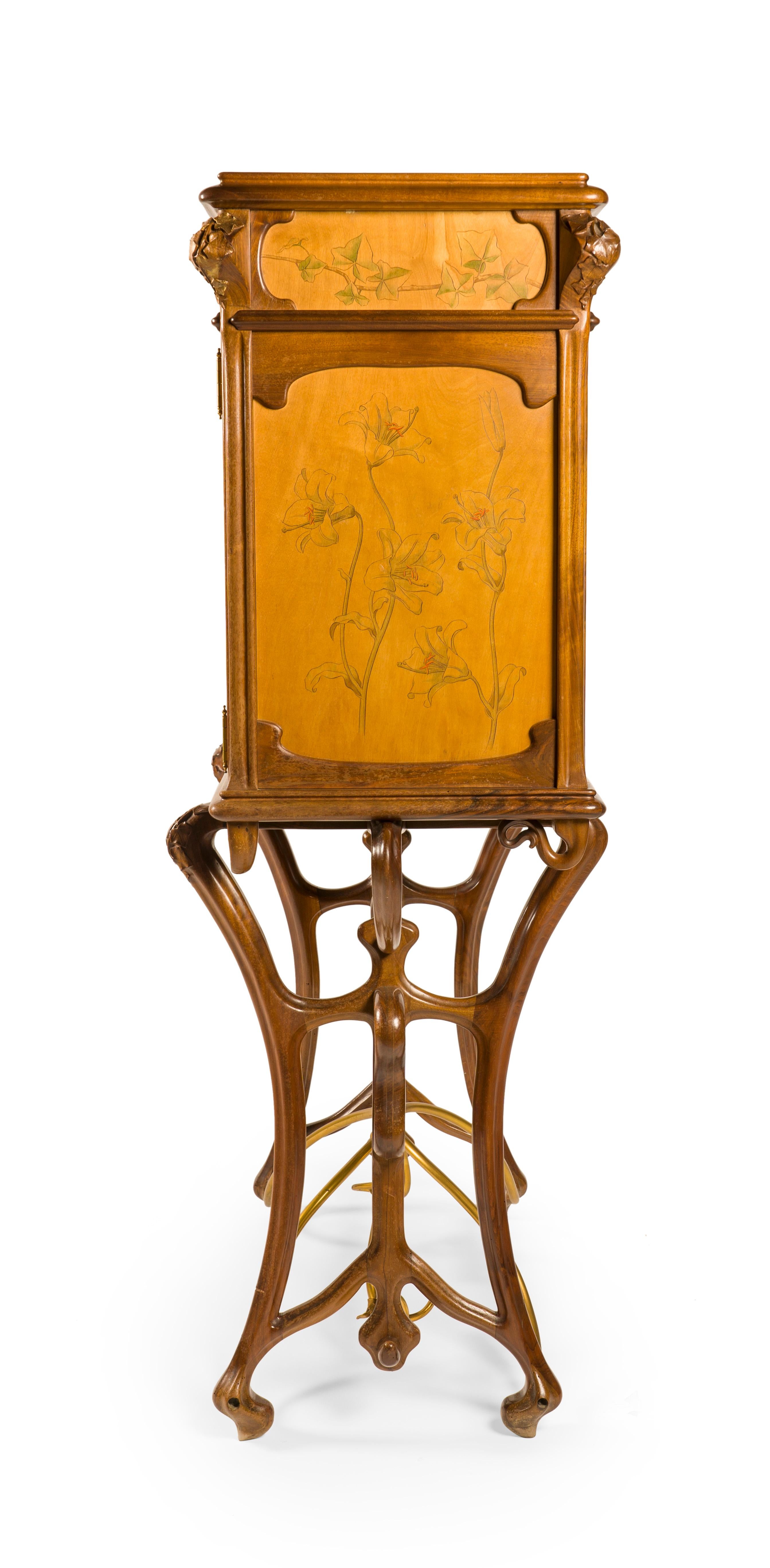 Joan Busquets Workshop Masterpiece Modernist Nouveau Desk Cabinet, ca. 1898 For Sale 2