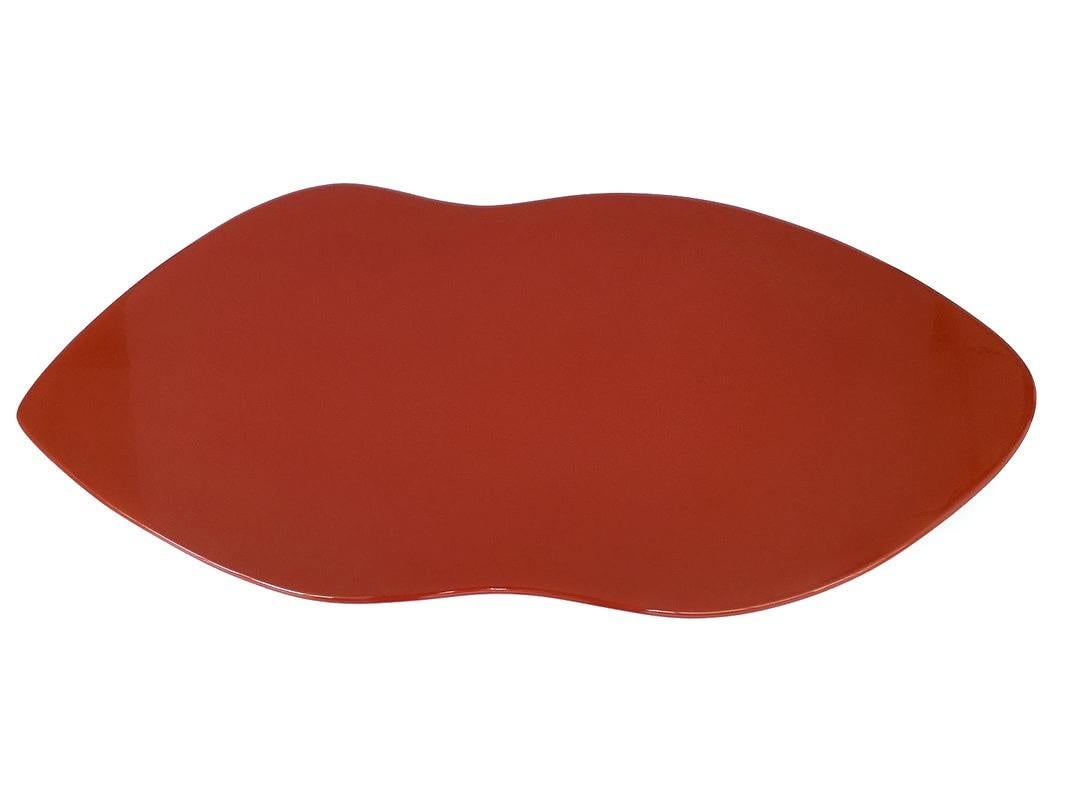 lips coffee table