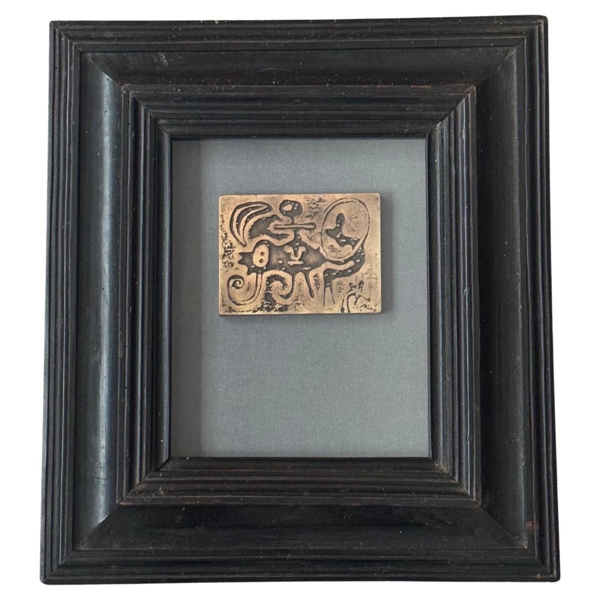 After Joan Miró “Laurels Number One”, Patinated Bronze Relief Framed, c.1980

Elegant patinated bronze bas-relief titled “Laurels Number One”, created after Joan Miró’s 1947 engraving Femme et oiseau devant la lune (“Woman and Bird in Front of the