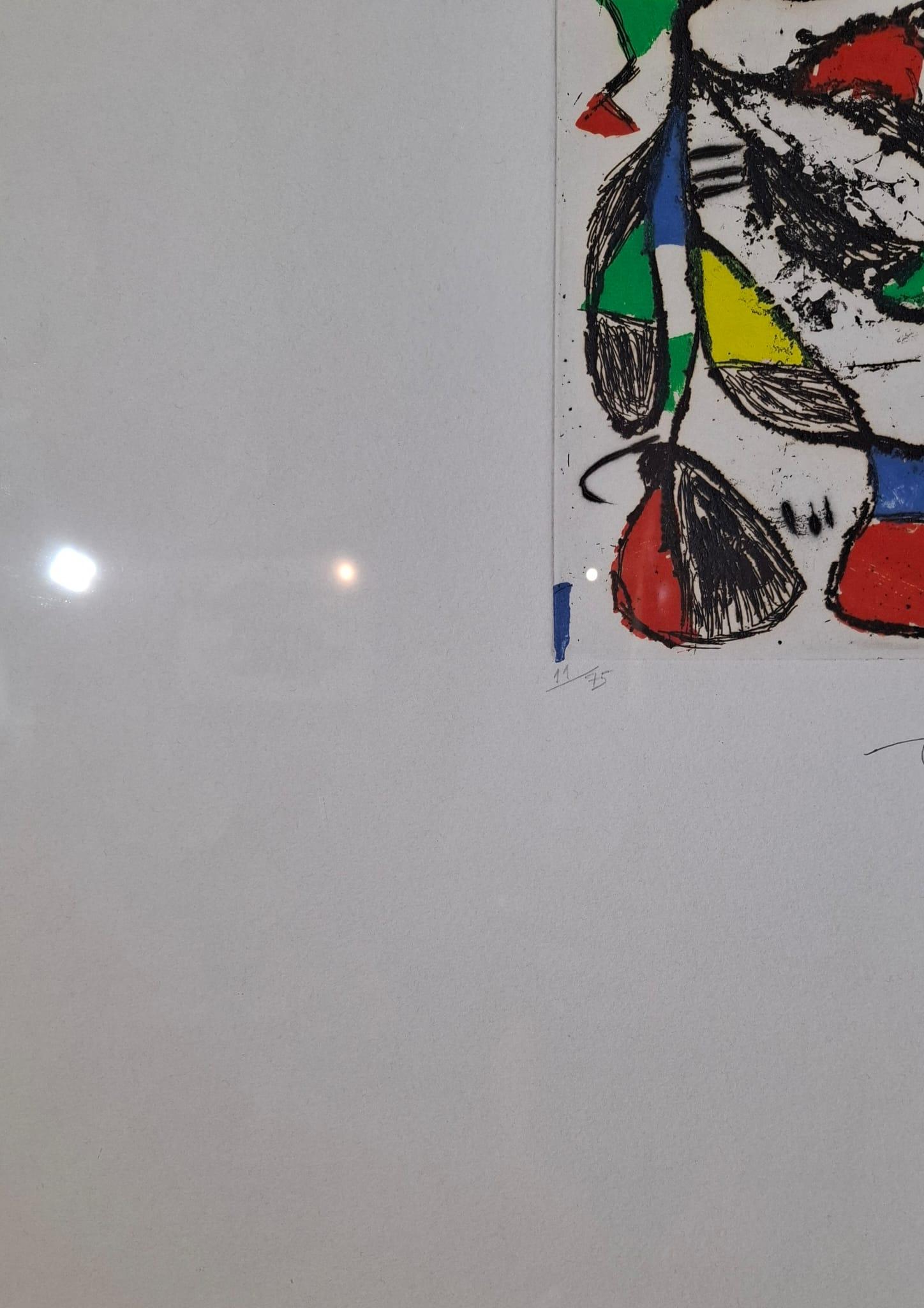 Auteur : Joan Miró
Titre : BARB III
Année : 1987
Technique : Gravure au carborundum 11/75. Signé et numéroté dans la plaque. 
Tirage de 75 exemplaires
Dimensions : 65 x 50 cm. Encadré