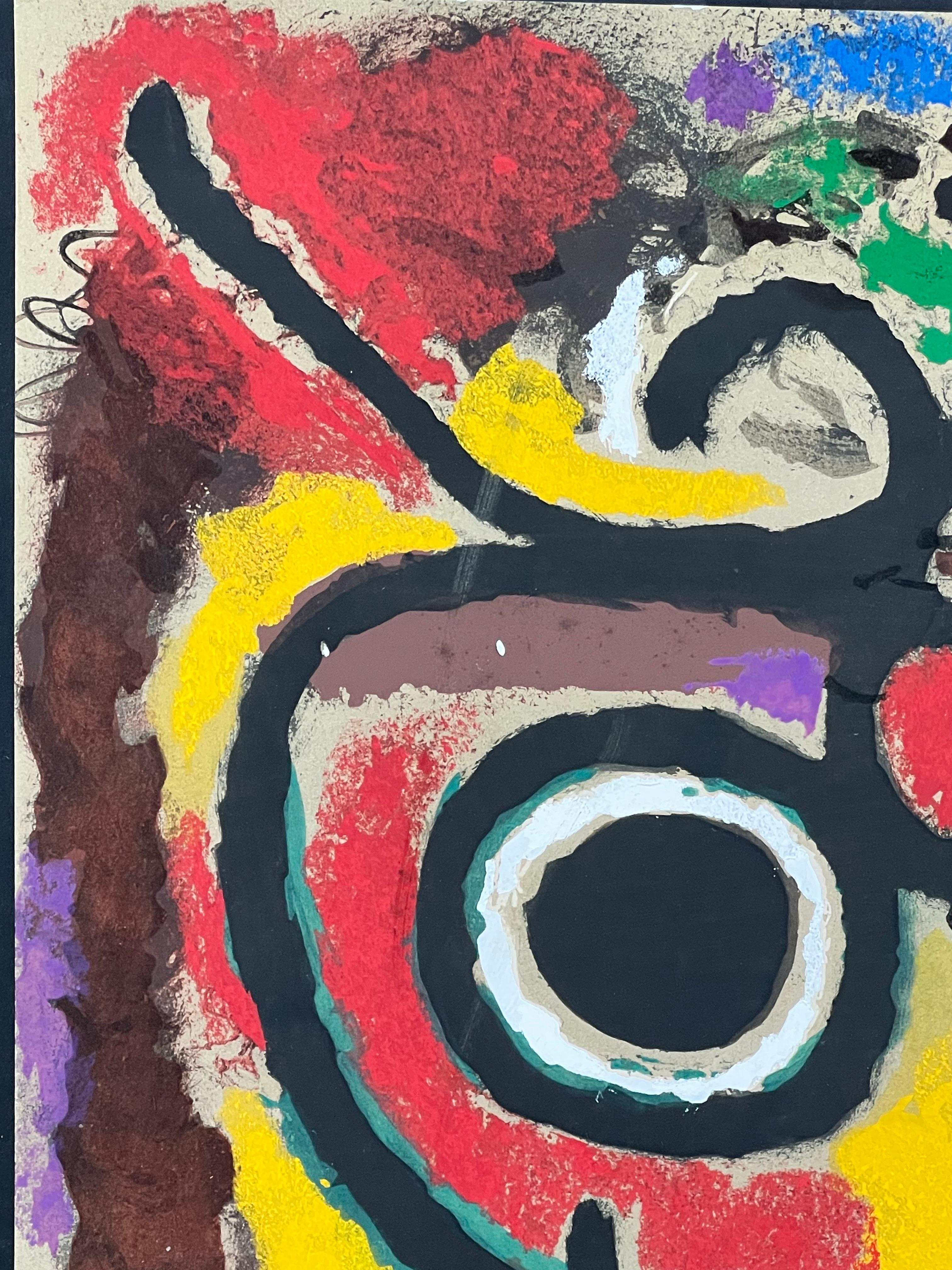 Joan Miro Cartones 25: Personnage et Oiseau Lithographie, signiert & gerahmt (Beige), Abstract Print, von Joan Miró
