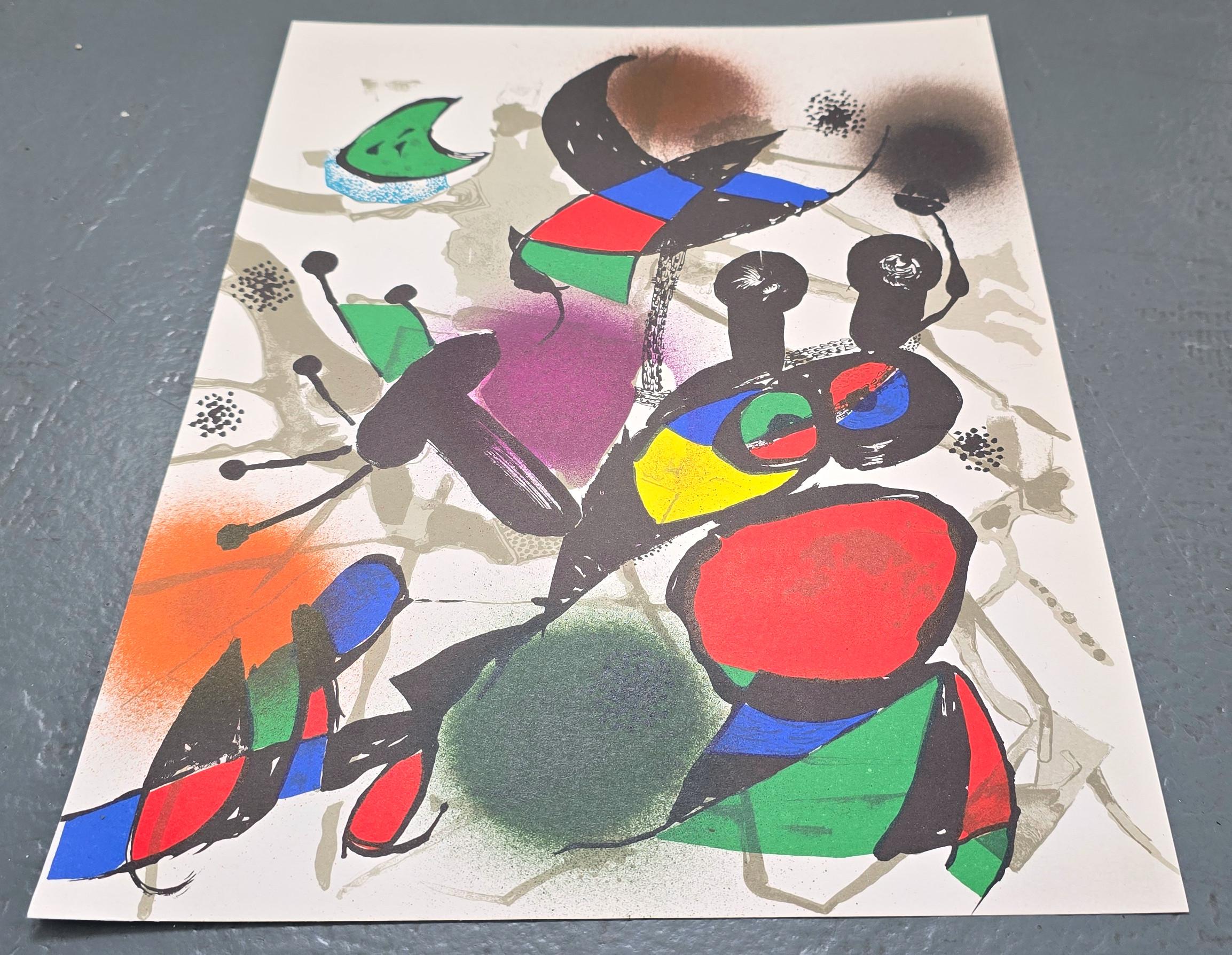 Litografia Original II (Abstrakt, Modern, Surrealismus, Bunt, Ikonisch) (Beige), Abstract Print, von Joan Miró