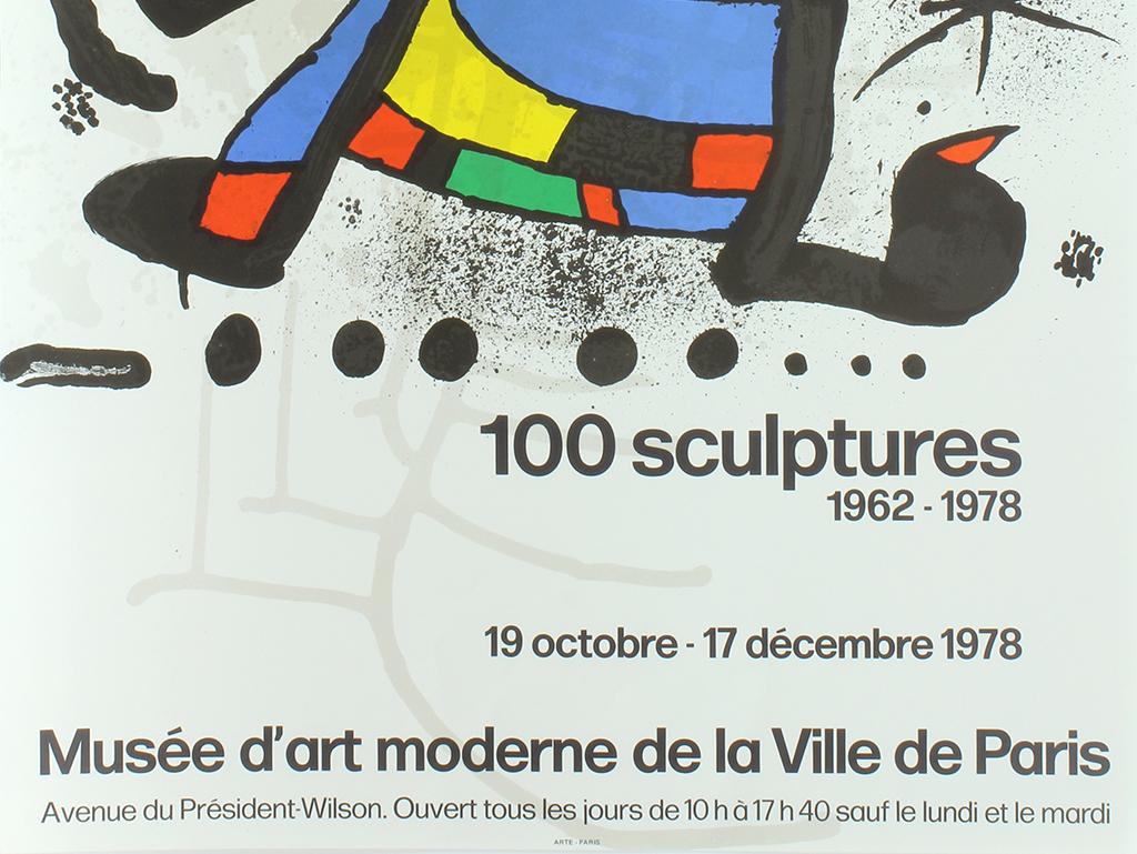 Affiche lithographique originale pour l'exposition « Miro 100 Sculptures 1962-1978 », 1978 - Gris Print par Joan Miró