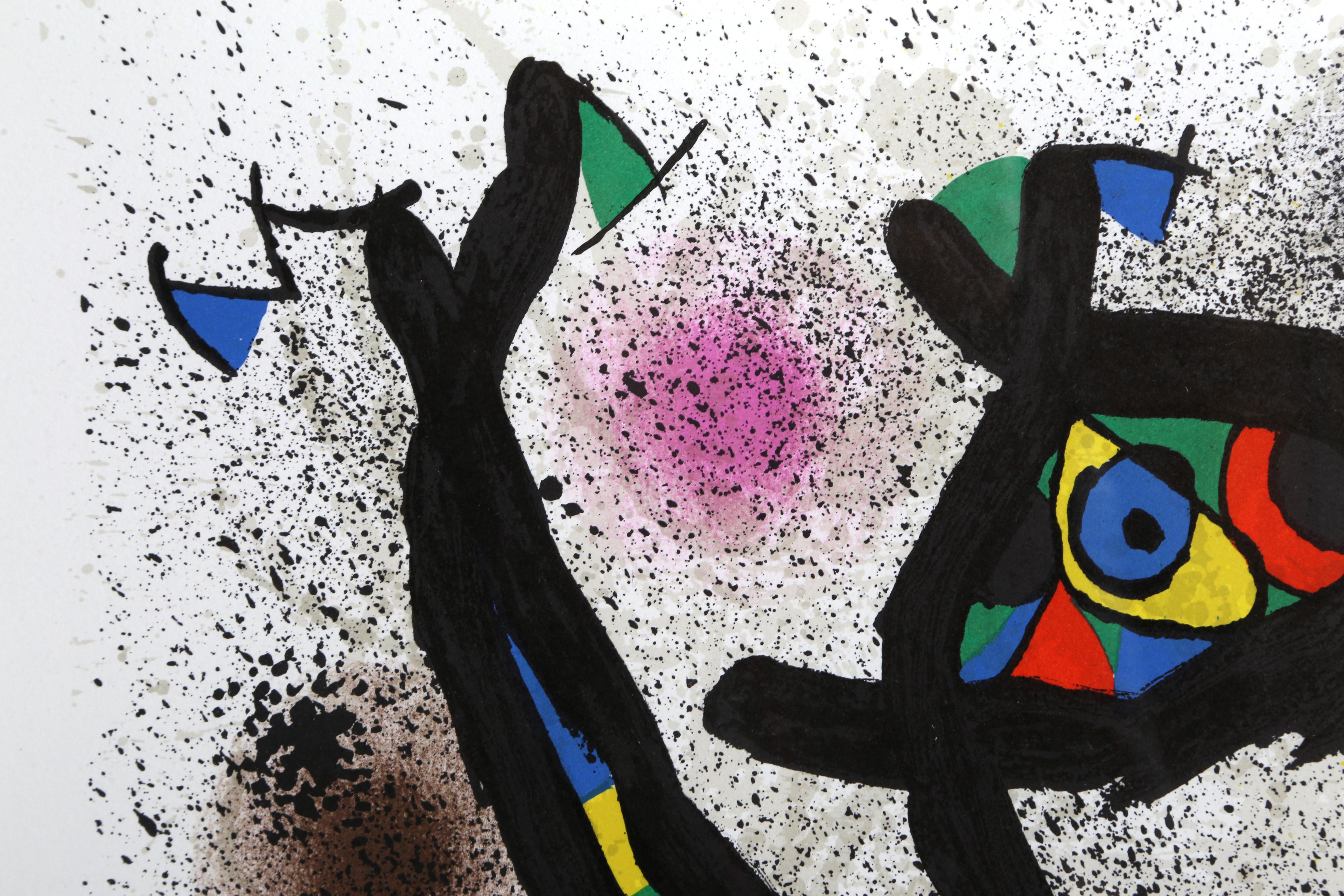 Eine originale Joan Miro Lithographie auf BFK Rives mit Signatur in der Platte (Druck). Gedruckt und herausgegeben von Arte Adrien Maeght, Paris.  Schön gerahmt. 

Künstler: Joan Miro, Spanier (1893 - 1983)
Titel: Skulpturen (M. 950)
Jahr: