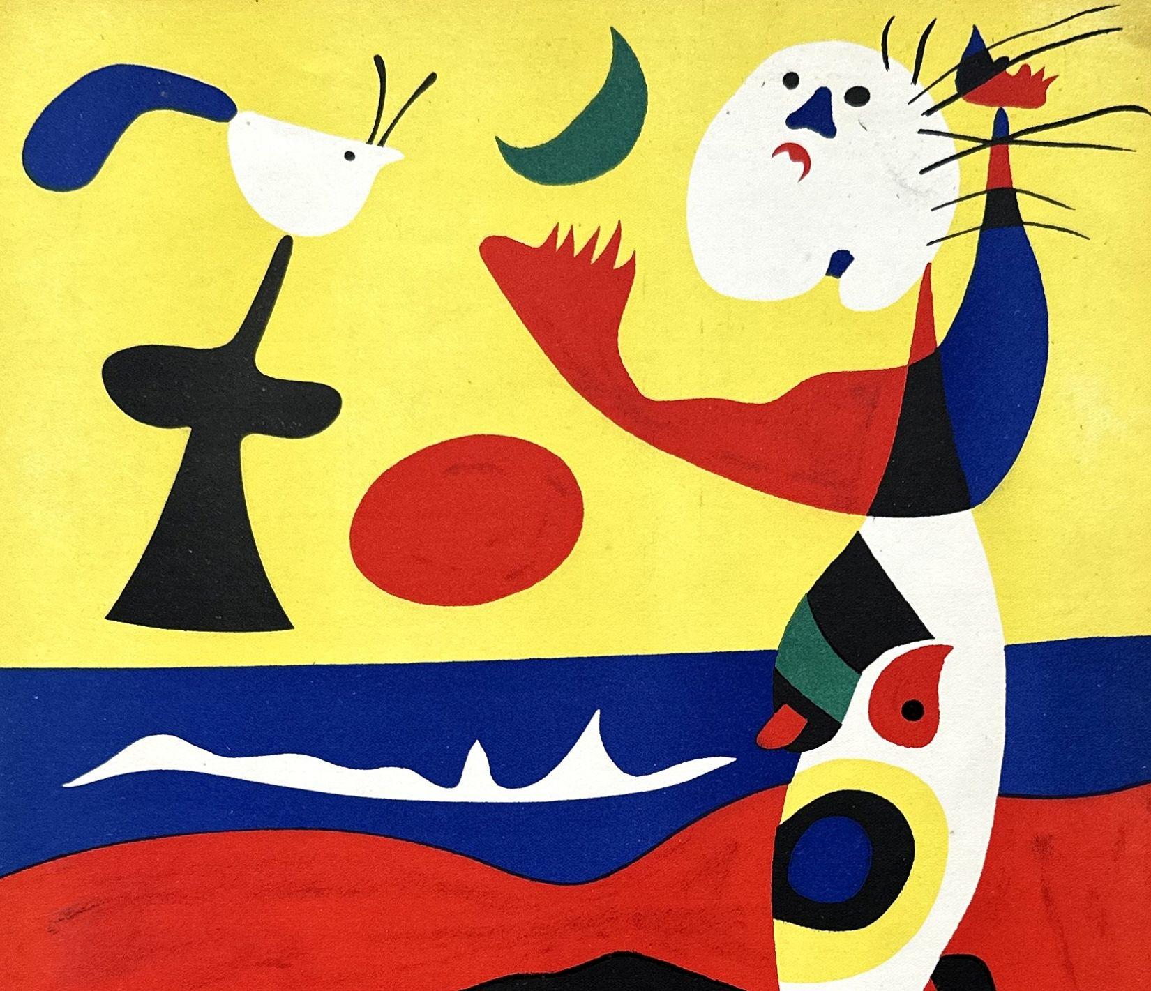 Surrealistische Figuren mit Mond – Lithographie, Teller, signiert #MOURLOT – Print von Joan Miró