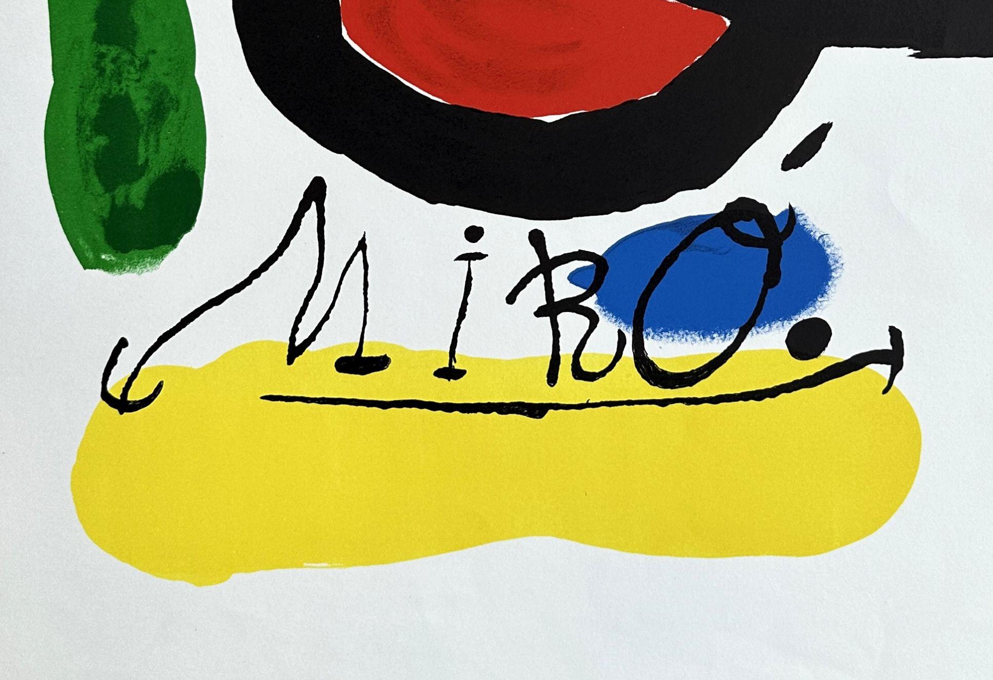 Surrealist Bird - Colors Lithograph Signed in the Plate - 1971 - Beige Abstract Print by Joan Miró