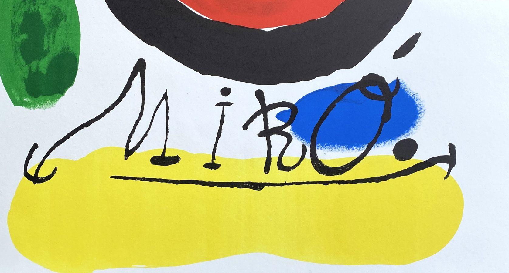 Joan Miro
Surrealist Bird, 1971

Lithograph in colors 
Signed in the plate
Printed in Arte workshop, Paris
On vellum size 72 x 55 cm (c. 28 x 21.5 in)
Very good condition

REFERENCE : Arte Affiches 1964-1971, n° 154