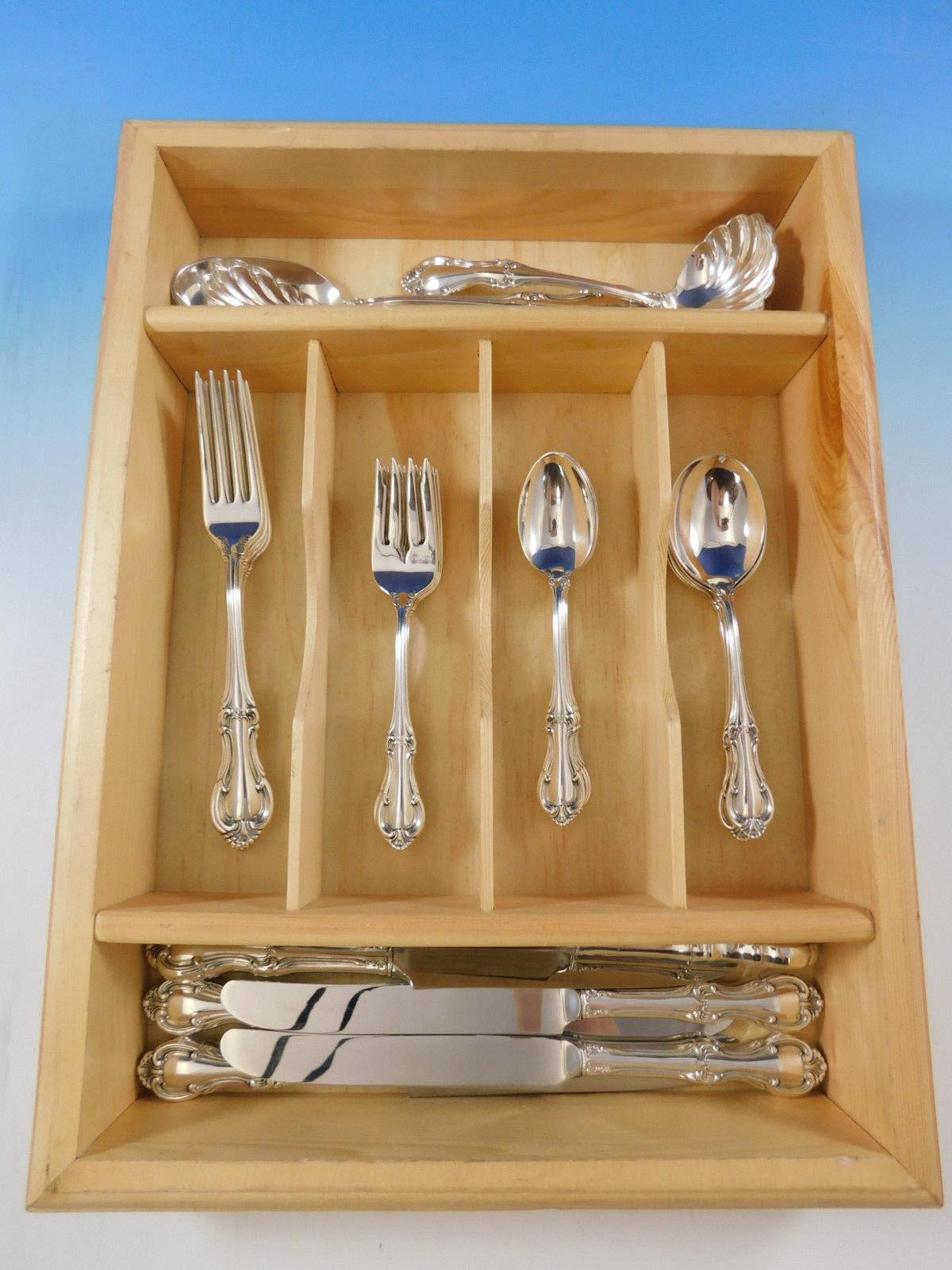 Joan of Arc by International sterling silver flatware set, 33 pieces. Great starter set! This set includes:

6 knives, 9 1/8