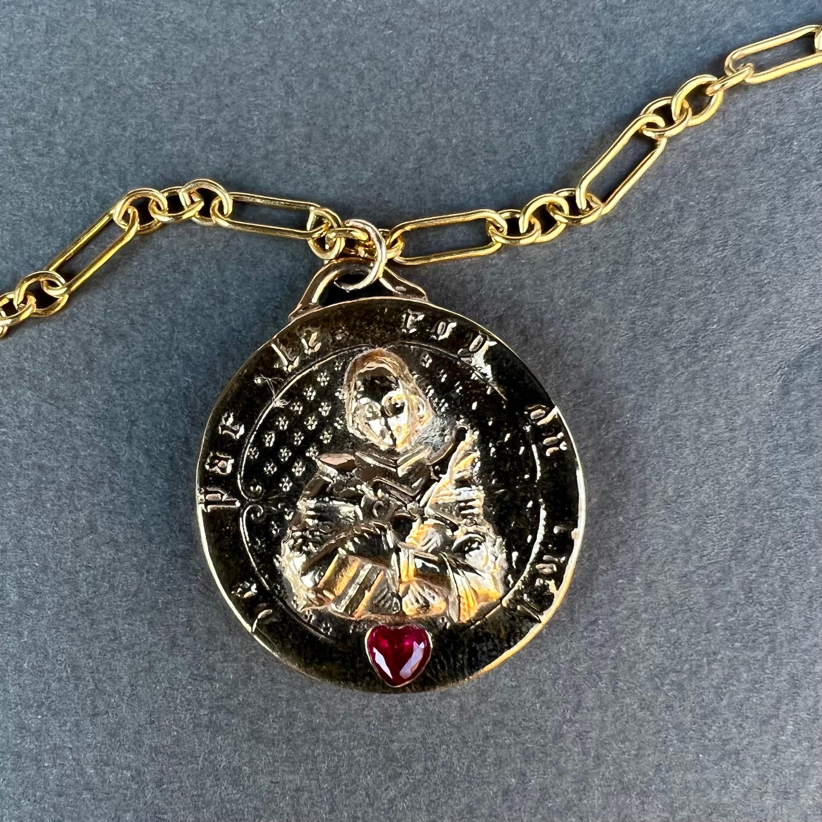 Collana con medaglia di Giovanna d'Arco con ciondolo a cuore in bronzo rubino J DAUPHIN in vendita 5