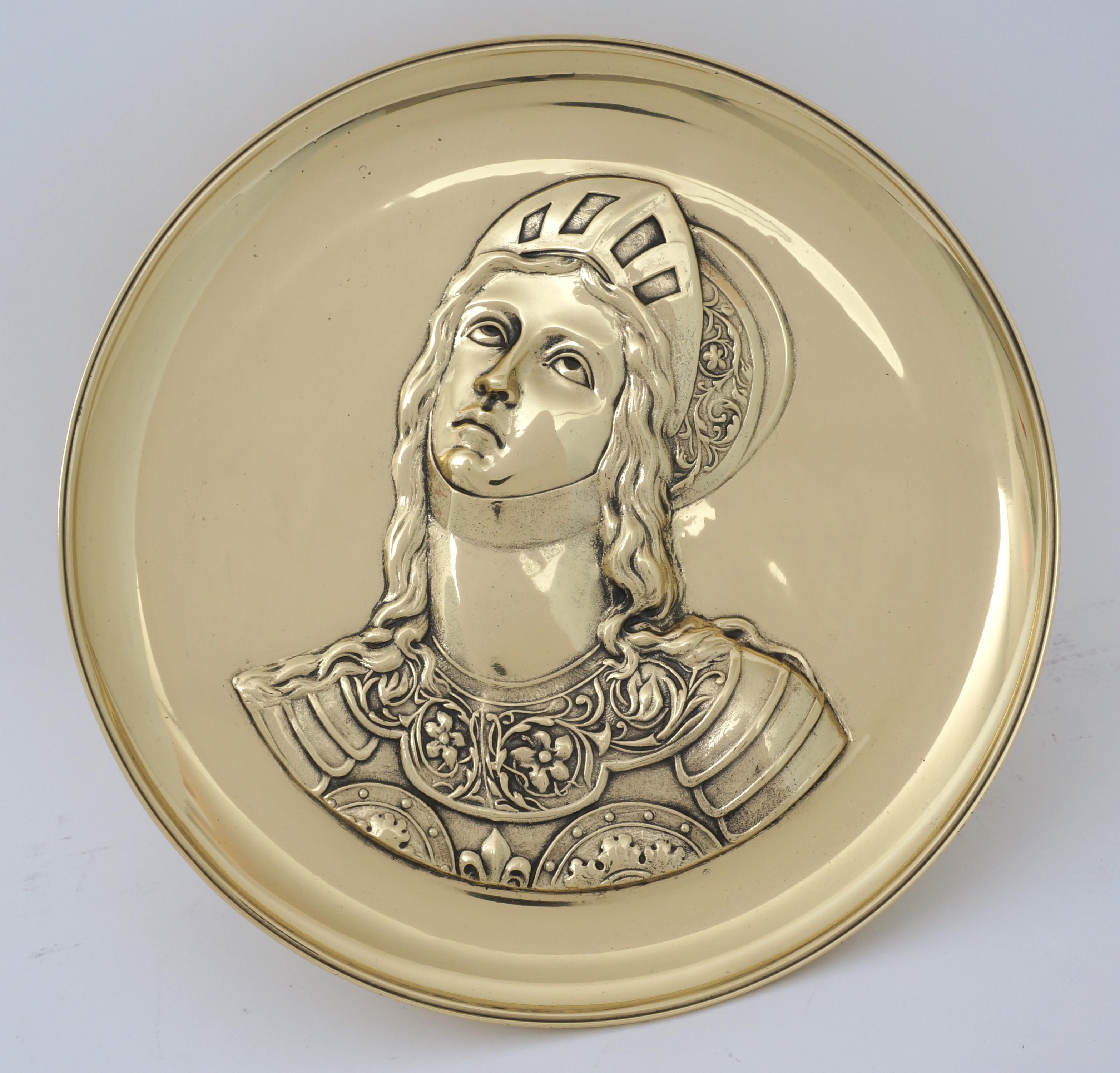 Joan of Arc Tazza aus polierter Bronze Dor (Spätviktorianisch) im Angebot