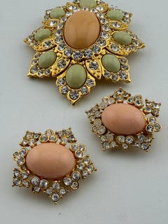 Joan Rivers Set/Brooch & Clip On Earrings/Costume Jewelry