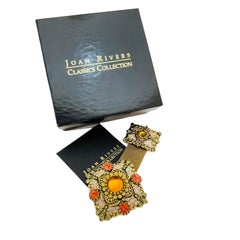 JOAN RIVERS signed gold amber glass enamel designer runway brooch