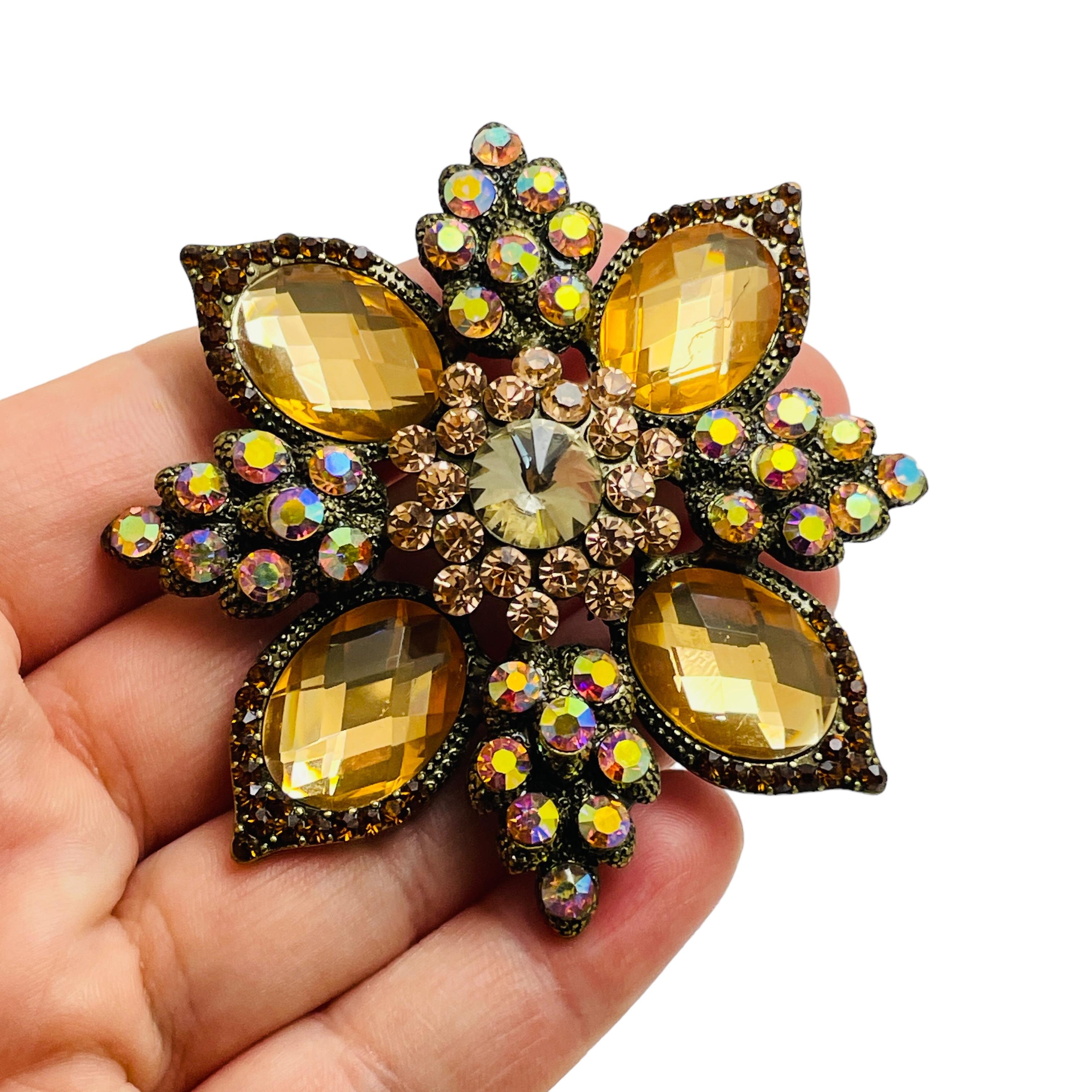 Women's JOAN RIVERS signed gold tone crystals designer brooch For Sale