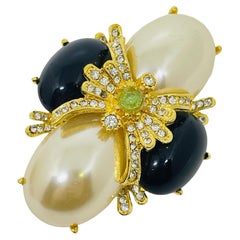 JOAN RIVERS signée, broche de créateur vintage en fausses perles et strass, ton or